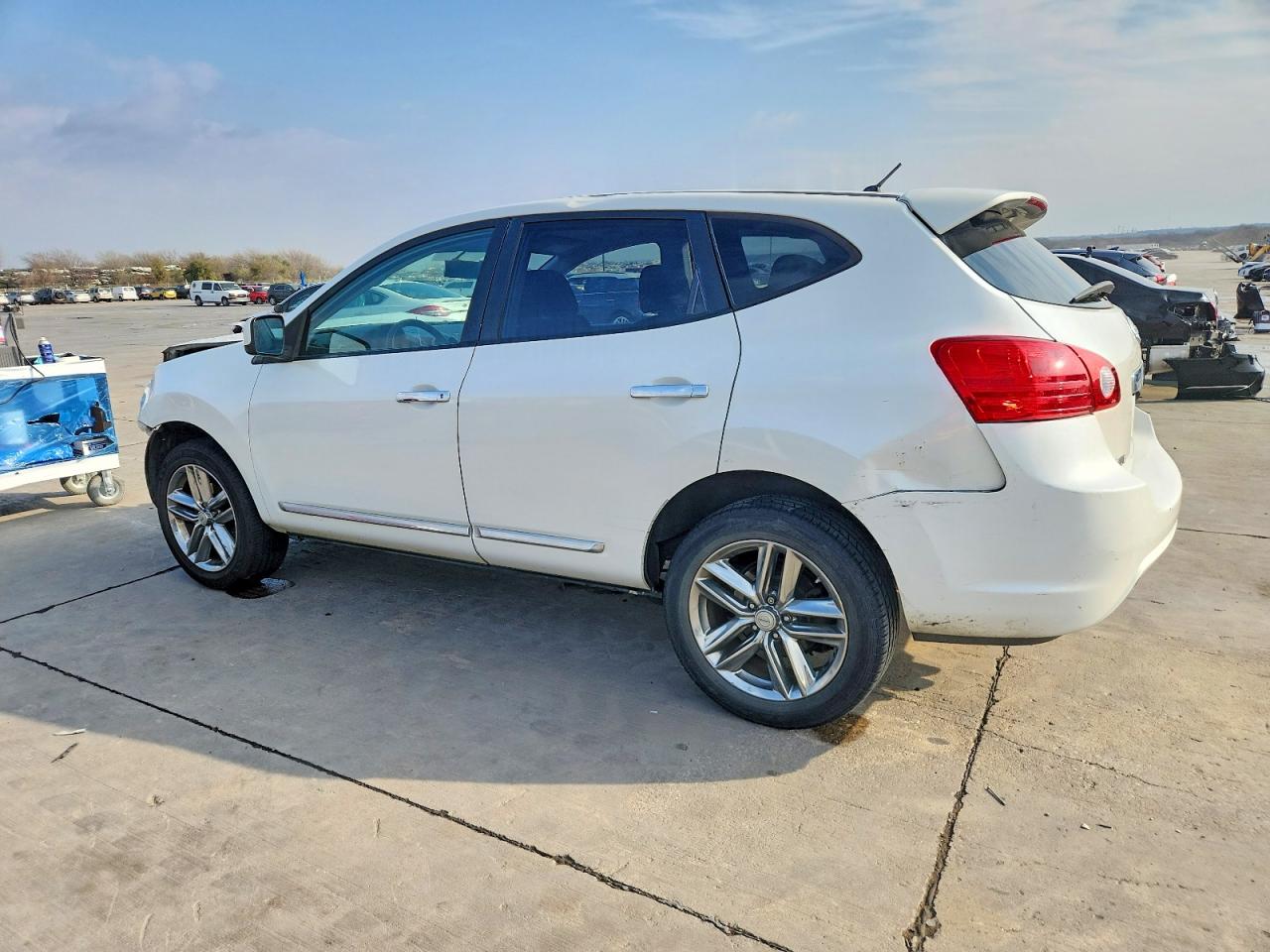 2011 Nissan Rogue S White vin: JN8AS5MT5BW171847