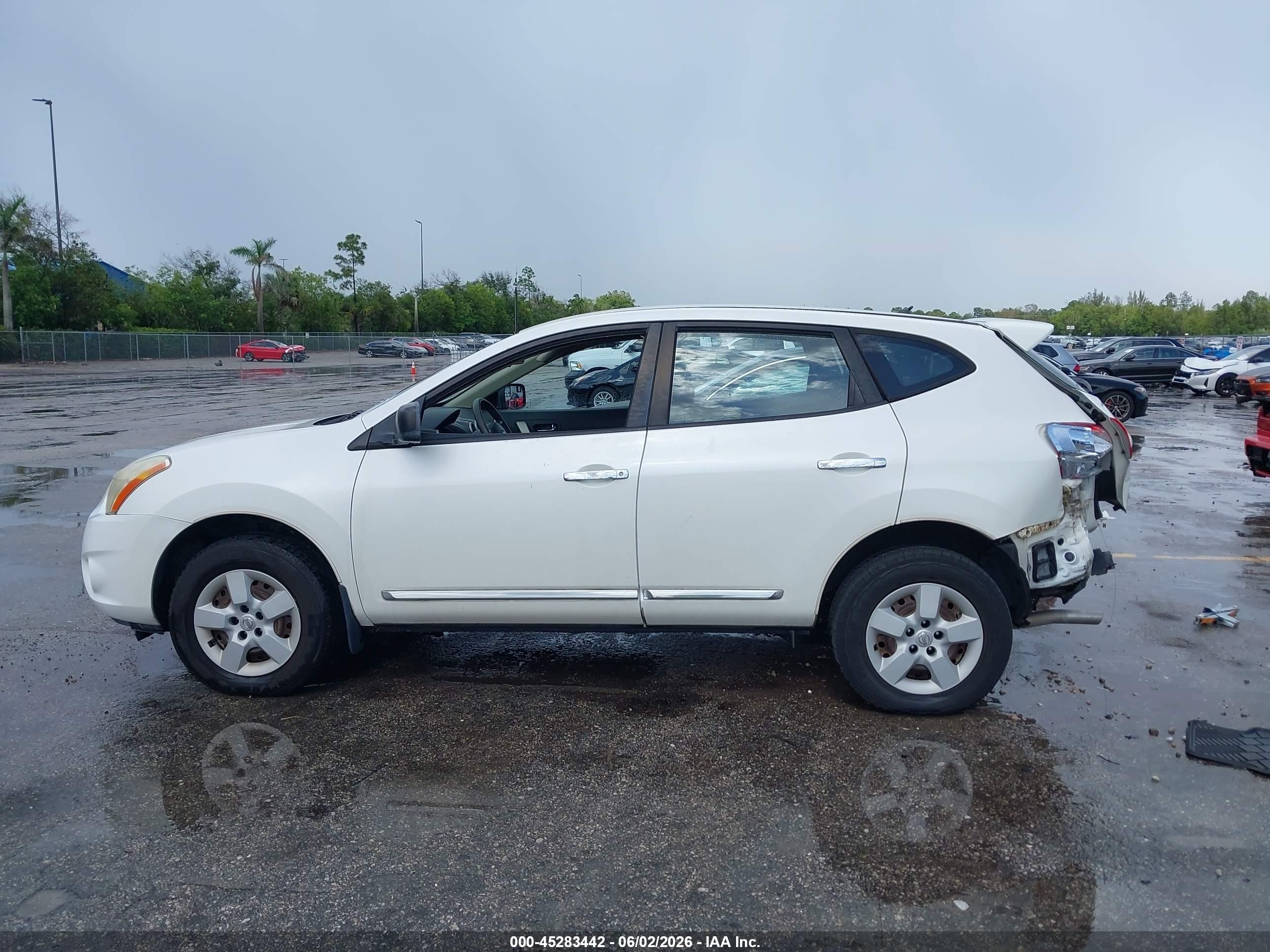 2011 Nissan Rogue S White vin: JN8AS5MT5BW178331
