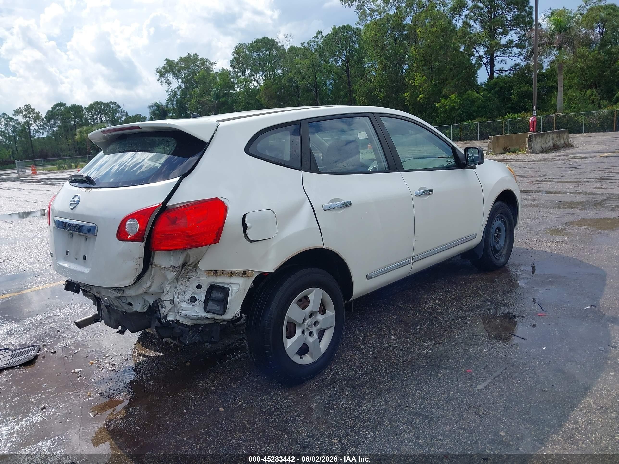 2011 Nissan Rogue S White vin: JN8AS5MT5BW178331