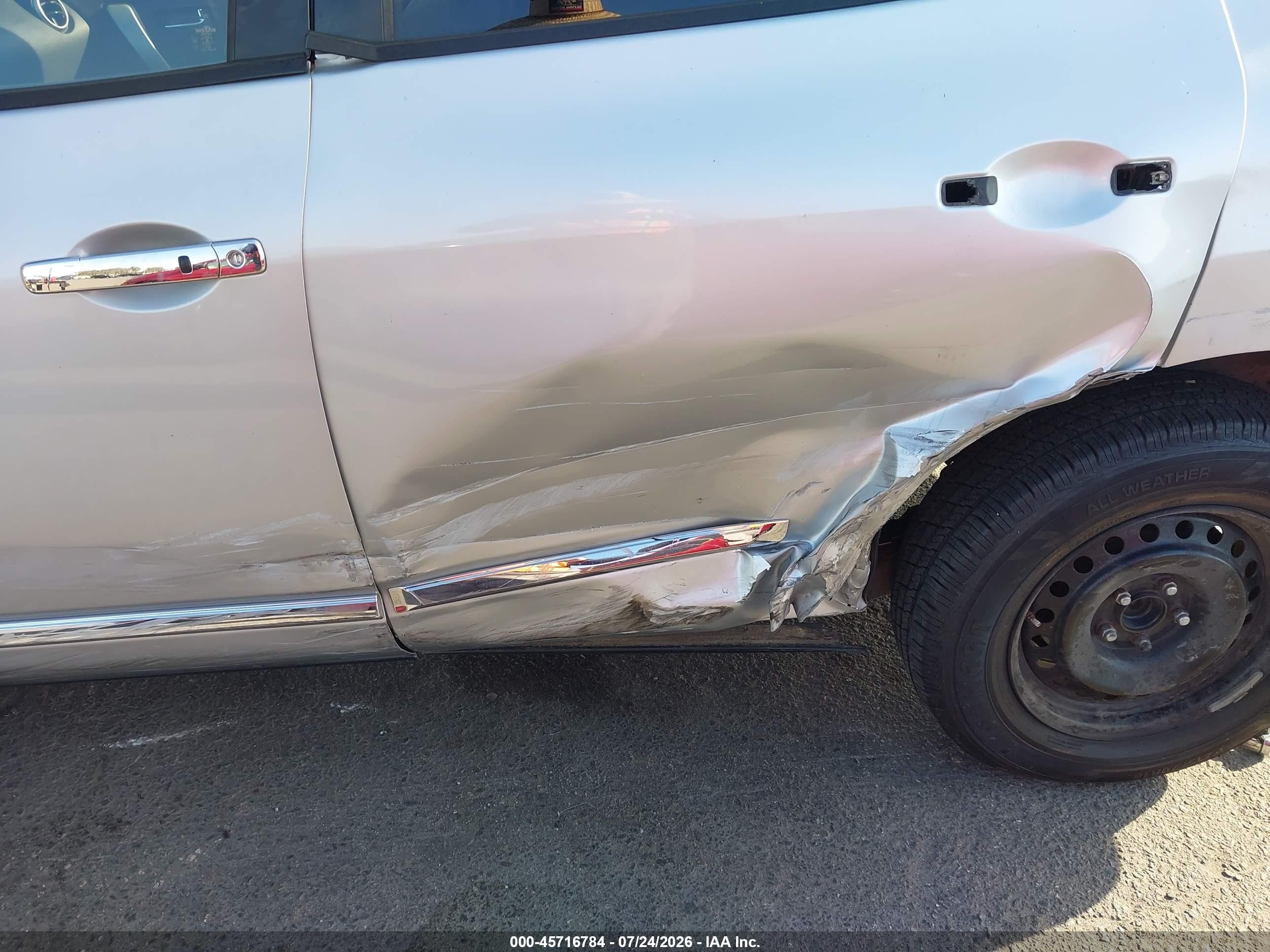 2011 Nissan Rogue Sv Silver vin: JN8AS5MT5BW568555
