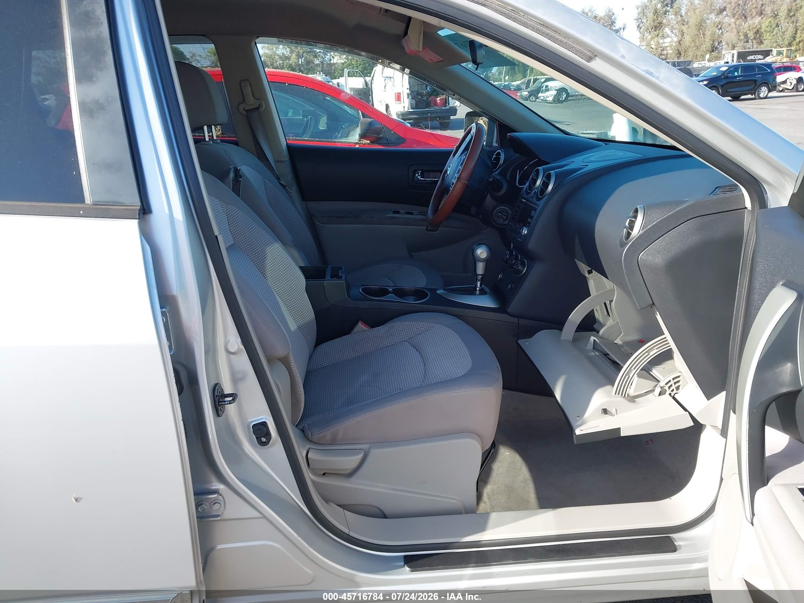 2011 Nissan Rogue Sv Silver vin: JN8AS5MT5BW568555