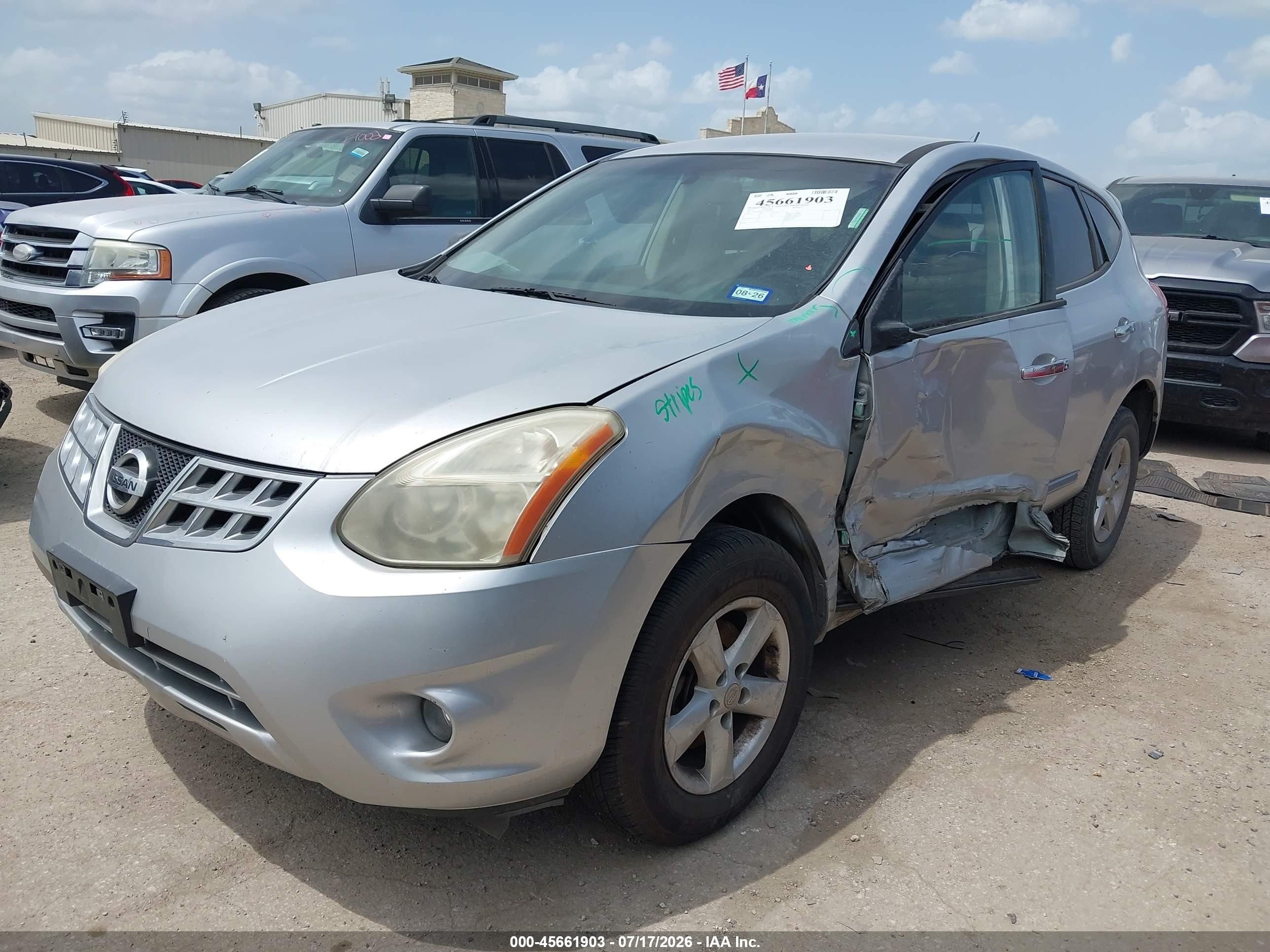 2012 Nissan Rogue S Silver vin: JN8AS5MT5CW250825