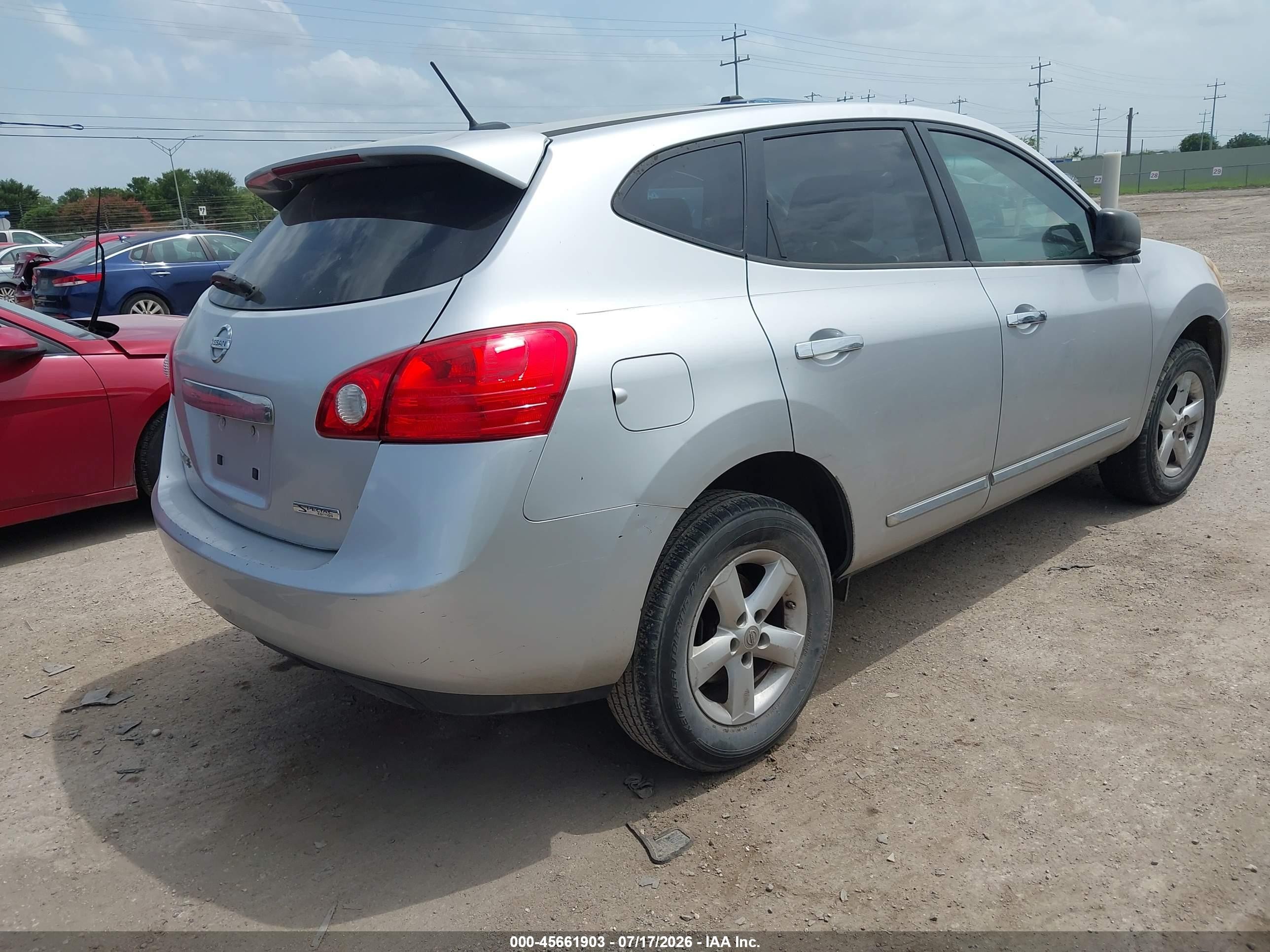 2012 Nissan Rogue S Silver vin: JN8AS5MT5CW250825