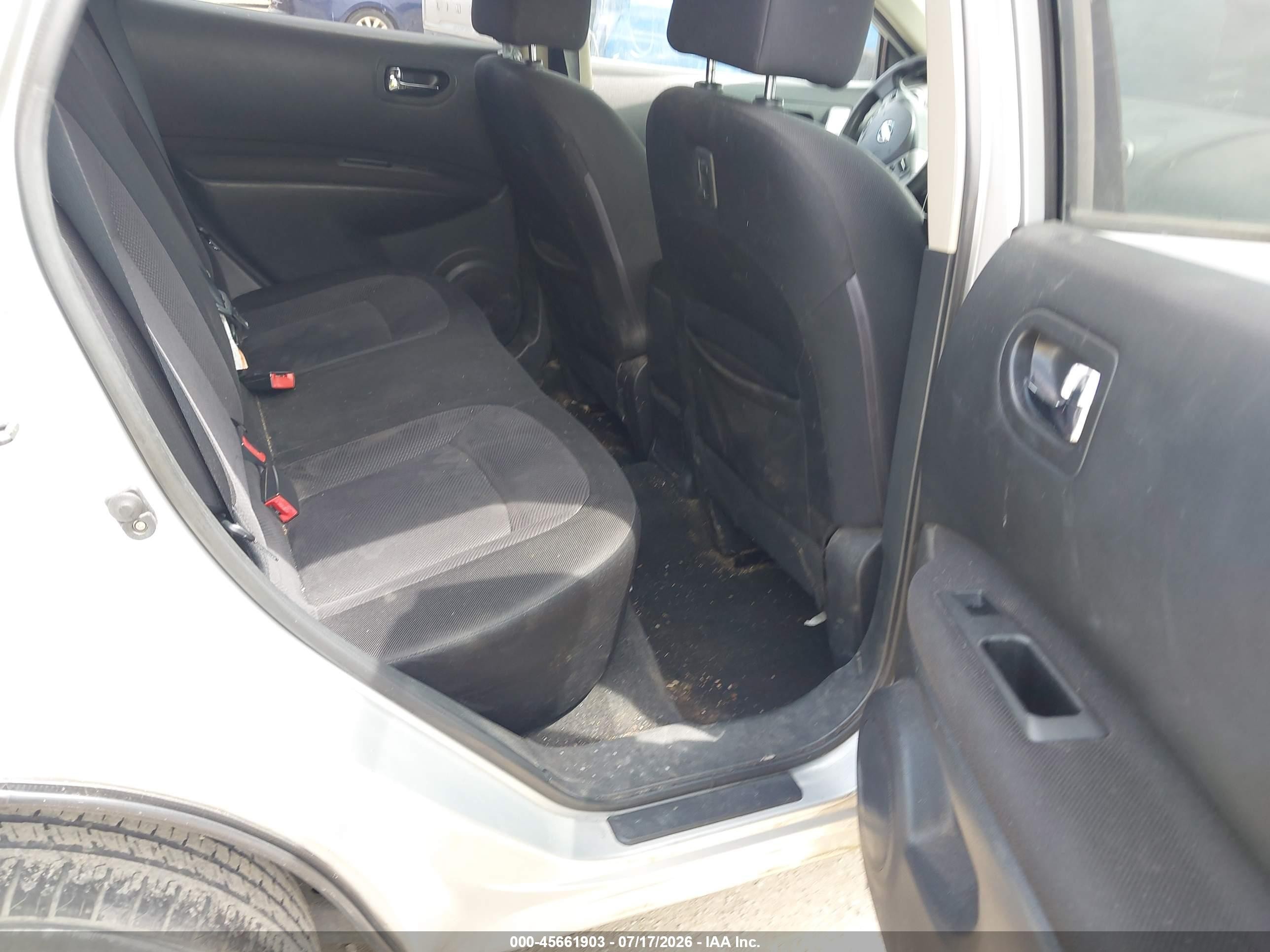 2012 Nissan Rogue S Silver vin: JN8AS5MT5CW250825