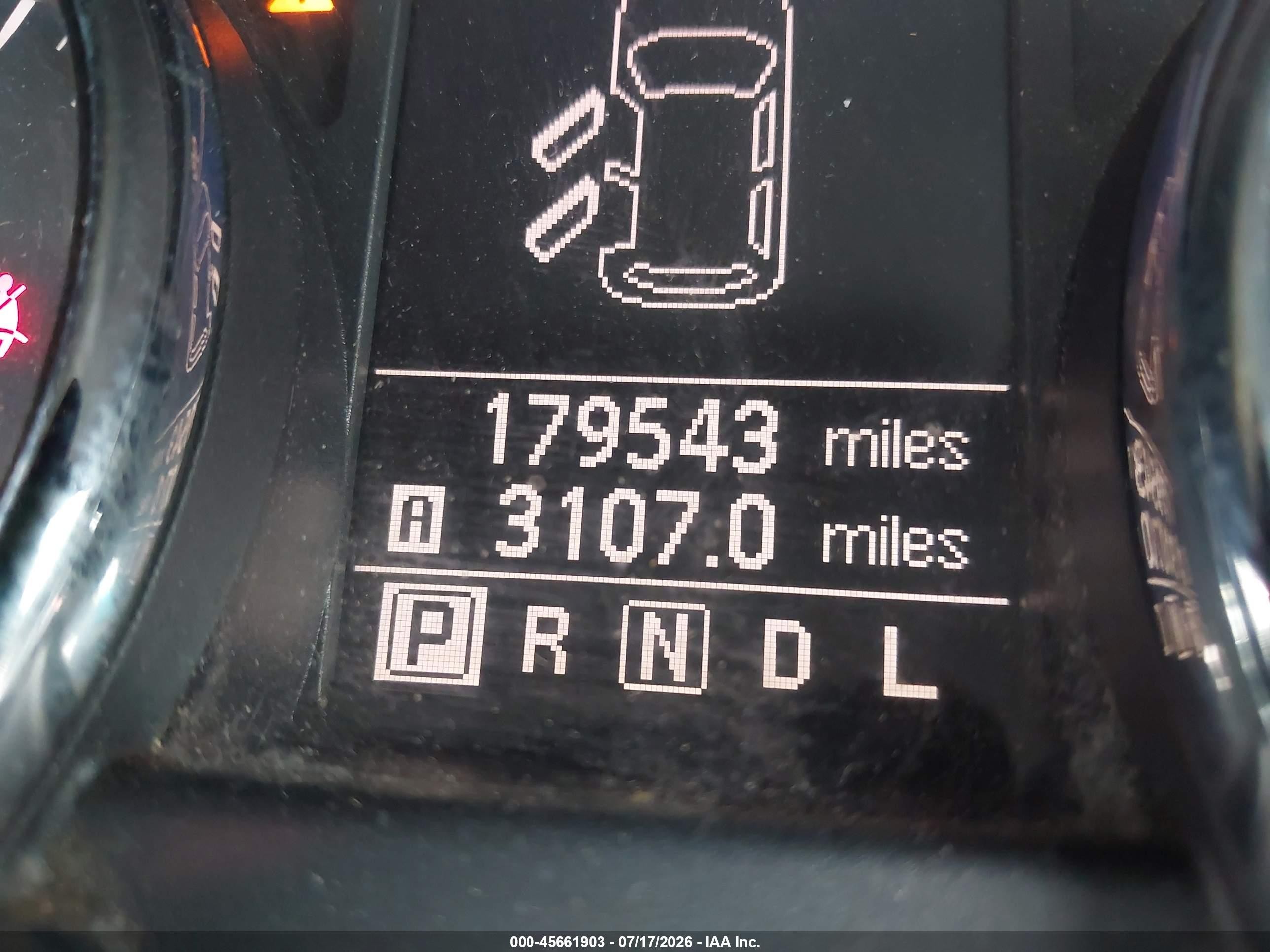 2012 Nissan Rogue S Silver vin: JN8AS5MT5CW250825