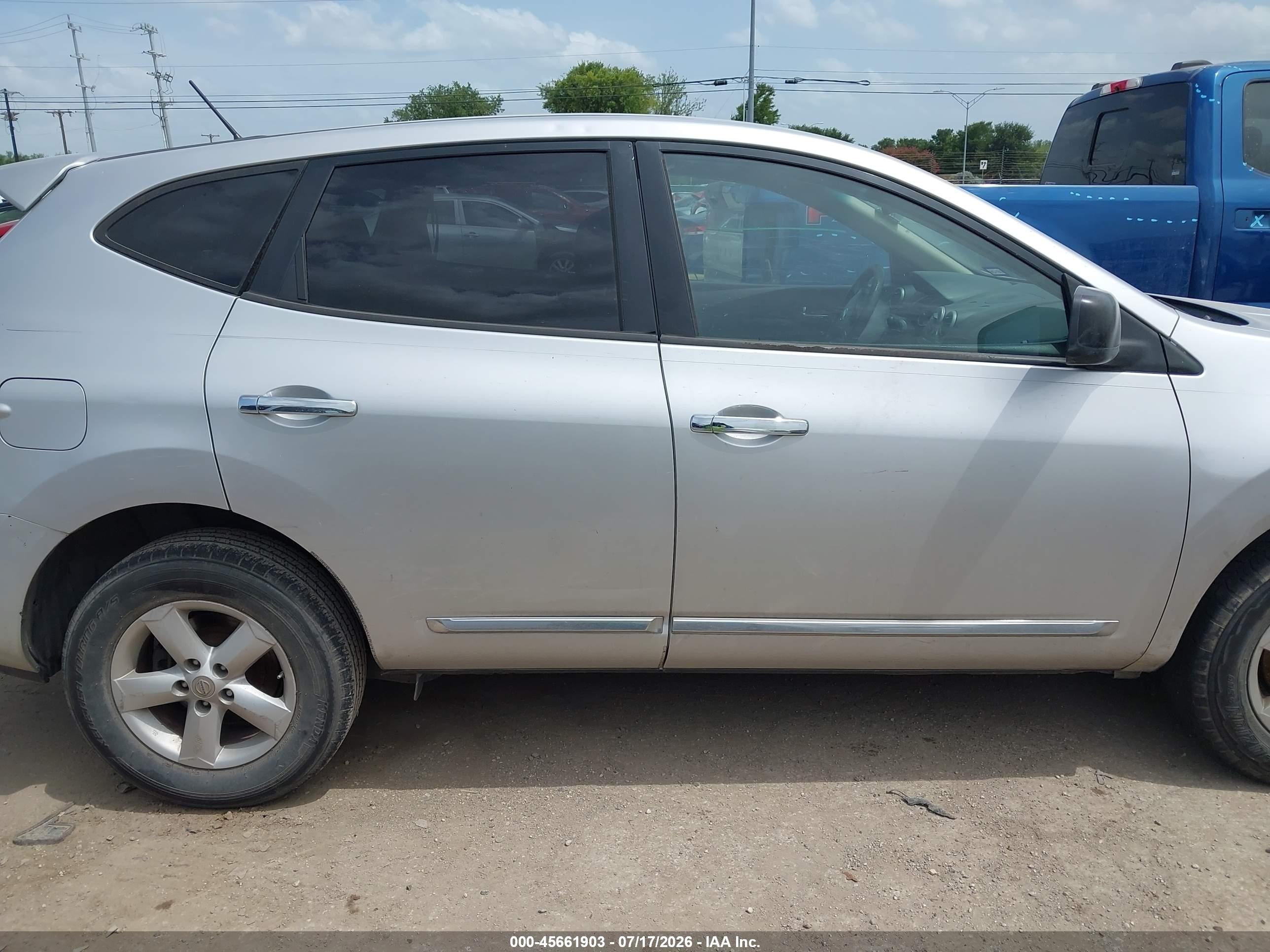 2012 Nissan Rogue S Silver vin: JN8AS5MT5CW250825