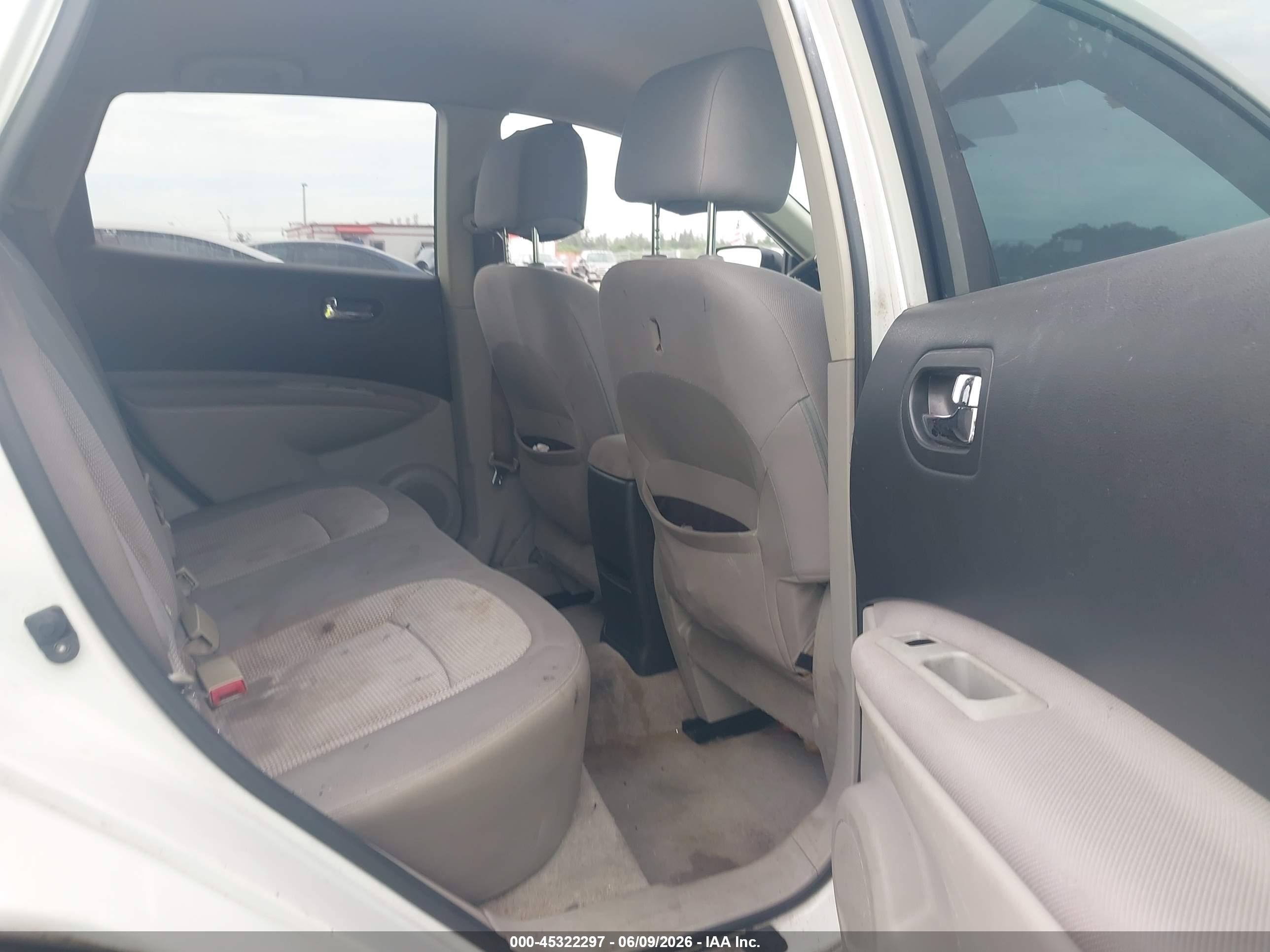 2012 Nissan Rogue Sv White vin: JN8AS5MT5CW251294