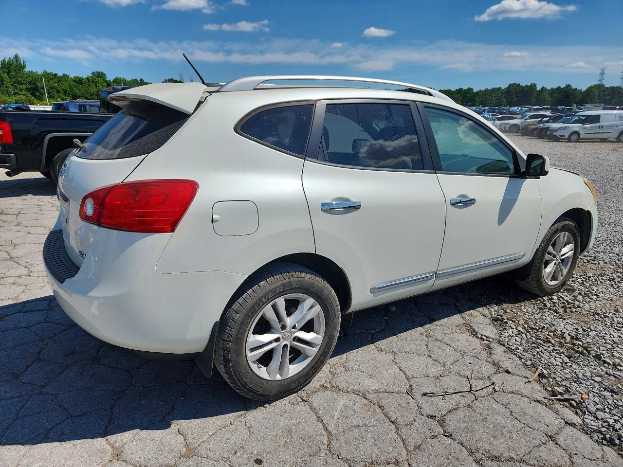 2012 Nissan Rogue S White vin: JN8AS5MT5CW253546