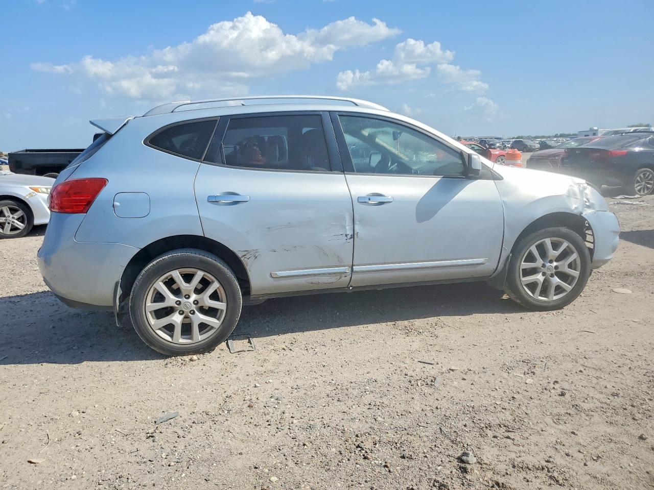 2012 Nissan Rogue S Silver vin: JN8AS5MT5CW254731