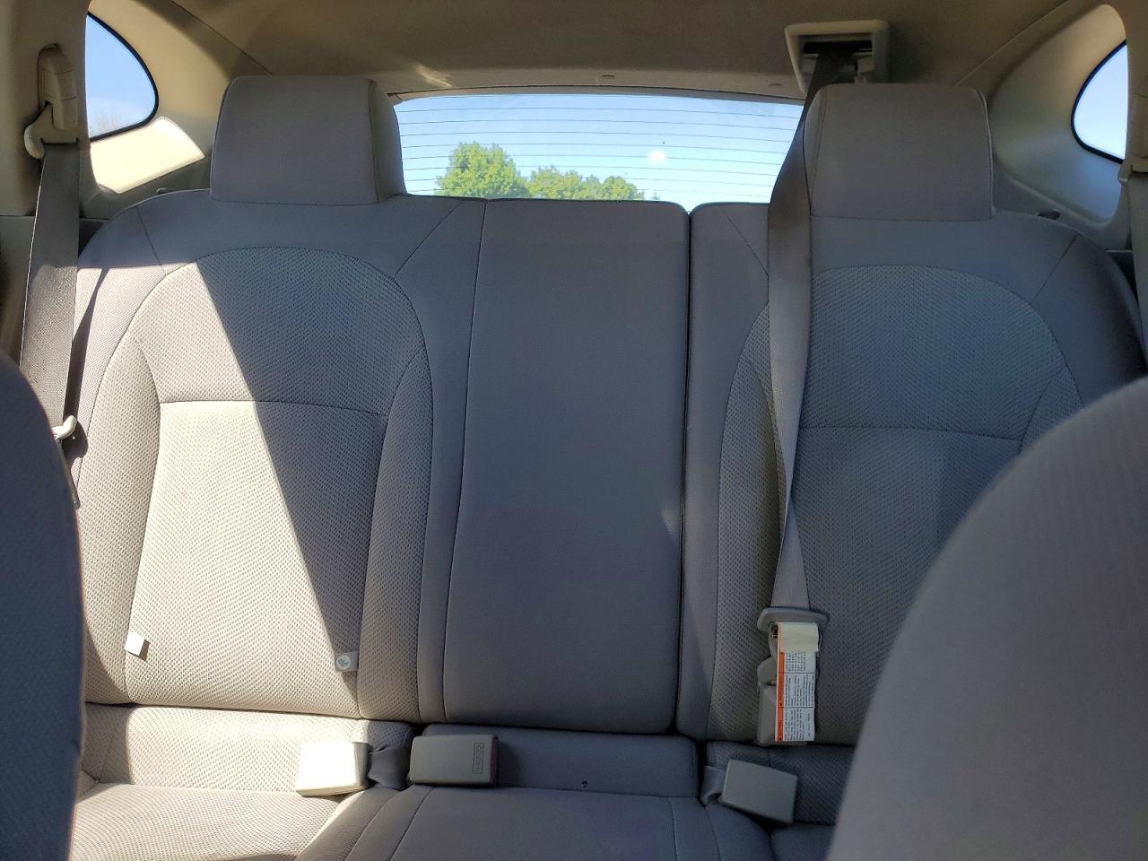 2012 Nissan Rogue S Silver vin: JN8AS5MT5CW258875