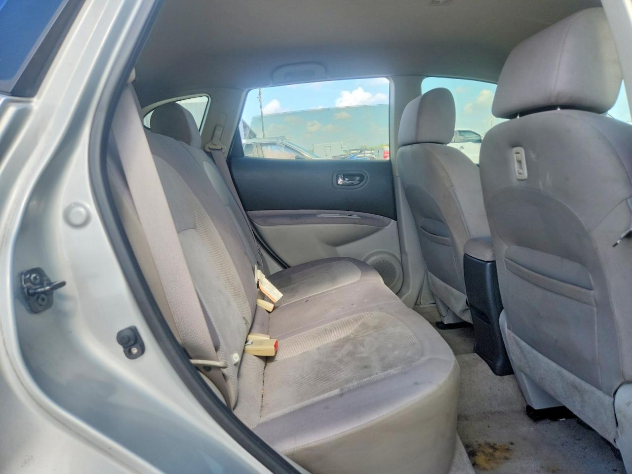 2012 Nissan Rogue S Silver vin: JN8AS5MT5CW282772