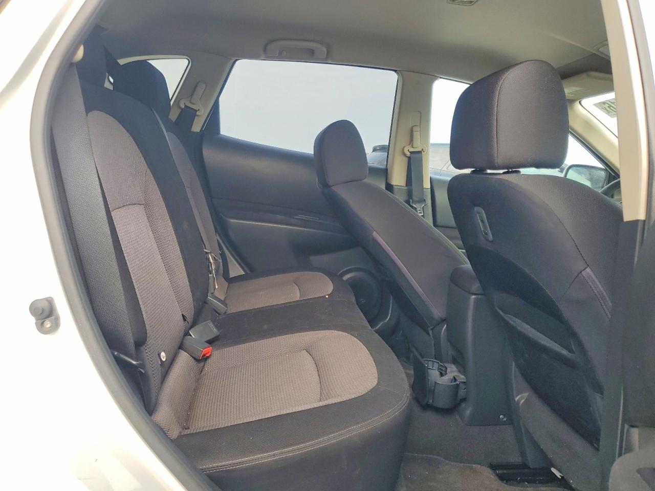2012 Nissan Rogue S White vin: JN8AS5MT5CW285400