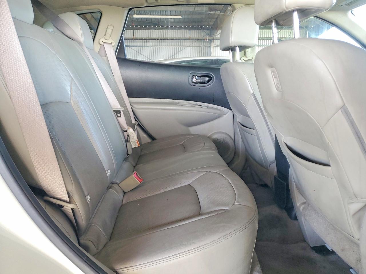 2012 Nissan Rogue S White vin: JN8AS5MT5CW290872