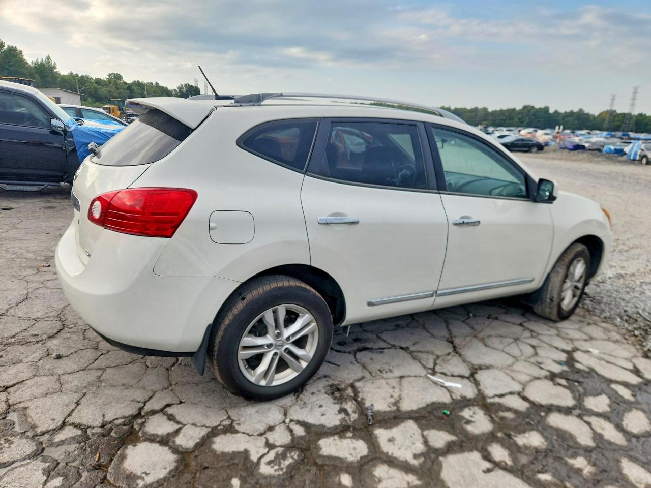 2012 Nissan Rogue S Белый vin: JN8AS5MT5CW302311