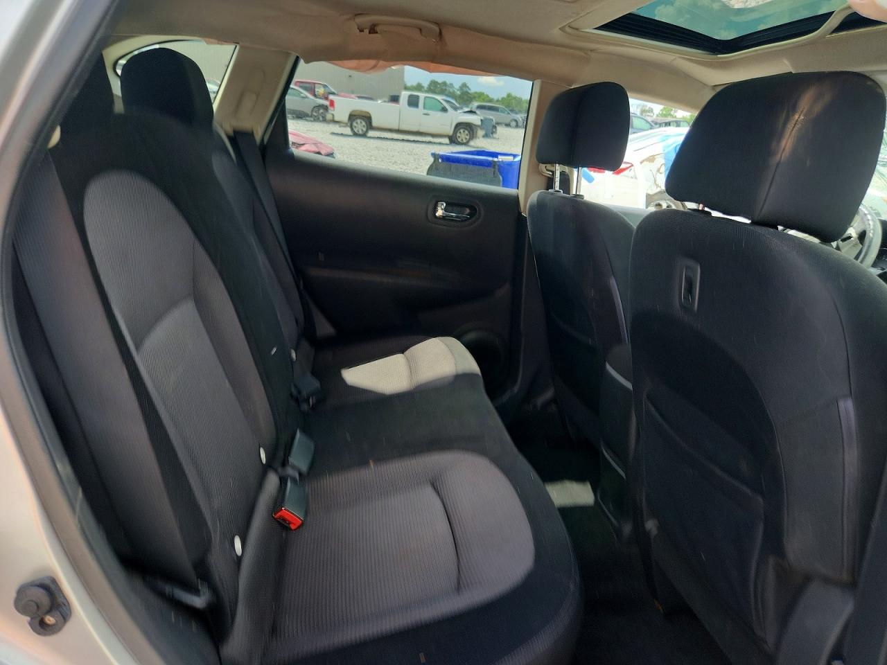 2012 Nissan Rogue S Silver vin: JN8AS5MT5CW604262
