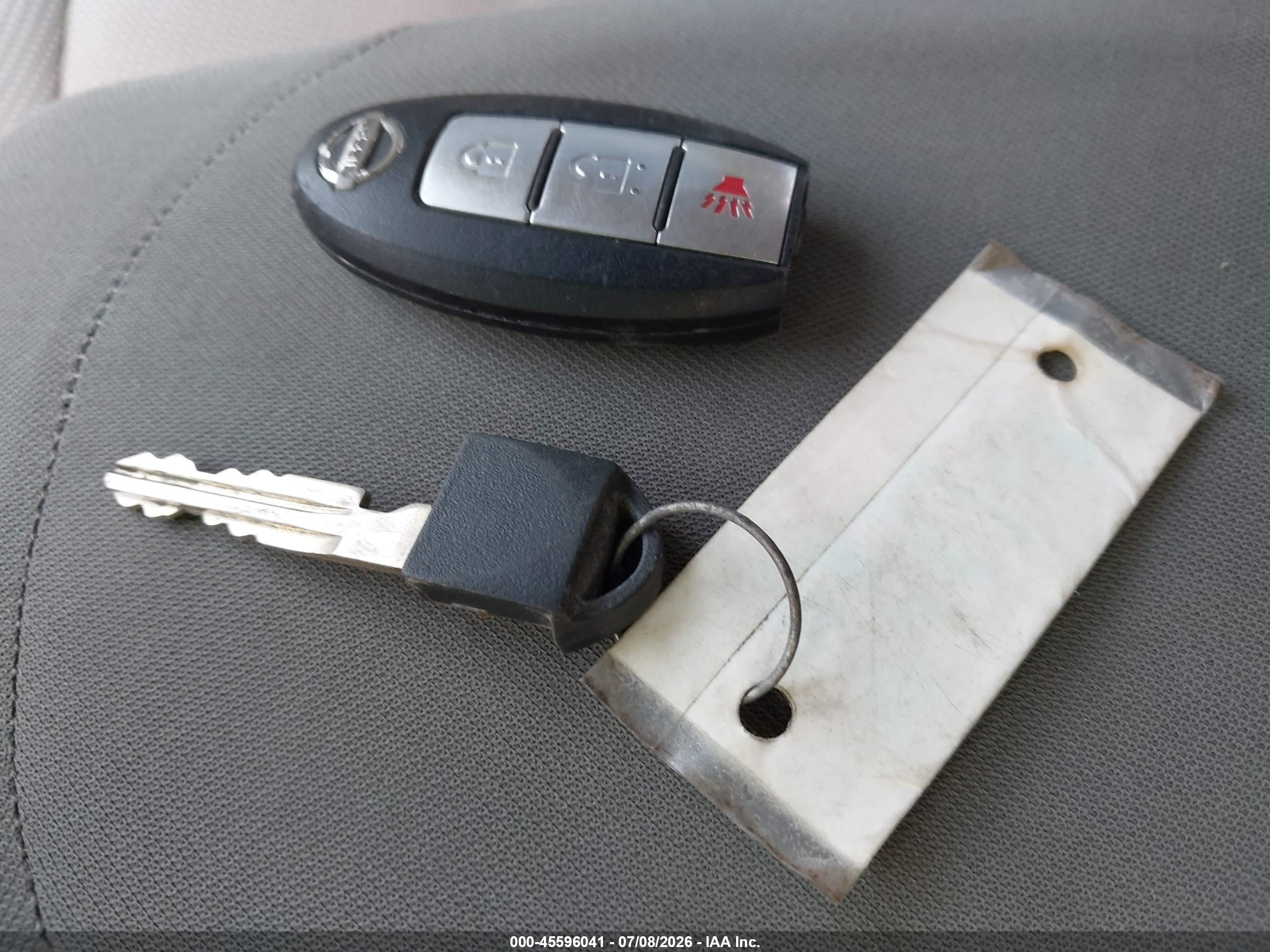 2012 Nissan Rogue Sv Silver vin: JN8AS5MT5CW613947