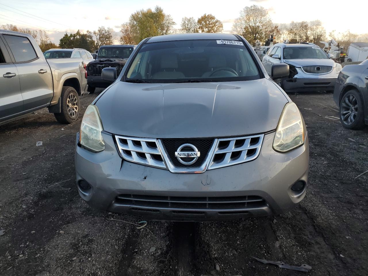 2013 Nissan Rogue S Silver vin: JN8AS5MT5DW024947
