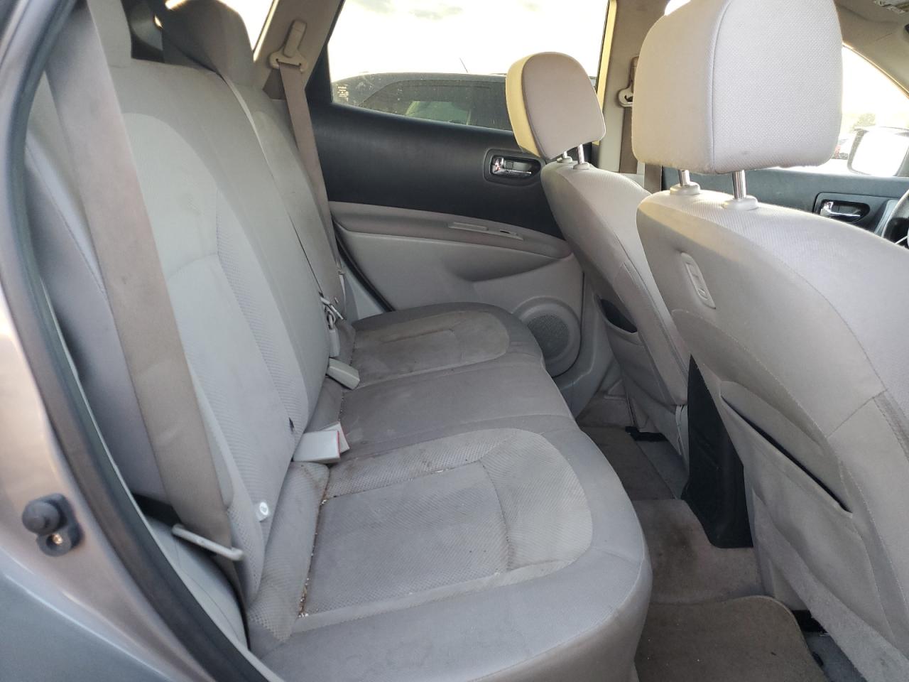 2013 Nissan Rogue S Silver vin: JN8AS5MT5DW024947