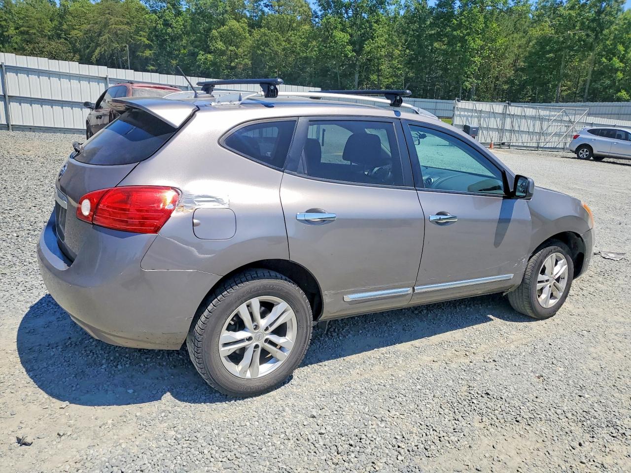 2013 Nissan Rogue S Silver vin: JN8AS5MT5DW027606