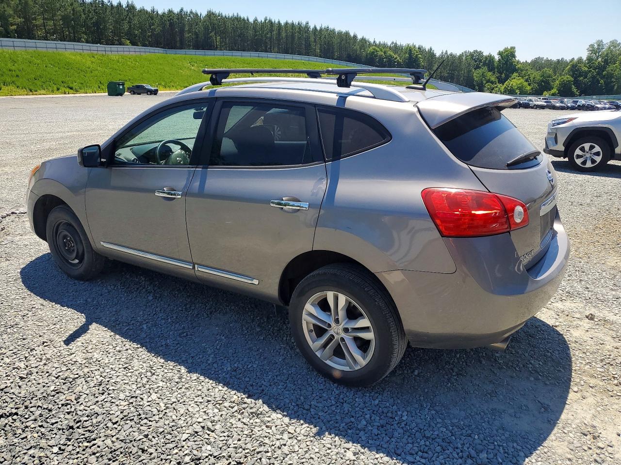 2013 Nissan Rogue S Silver vin: JN8AS5MT5DW027606