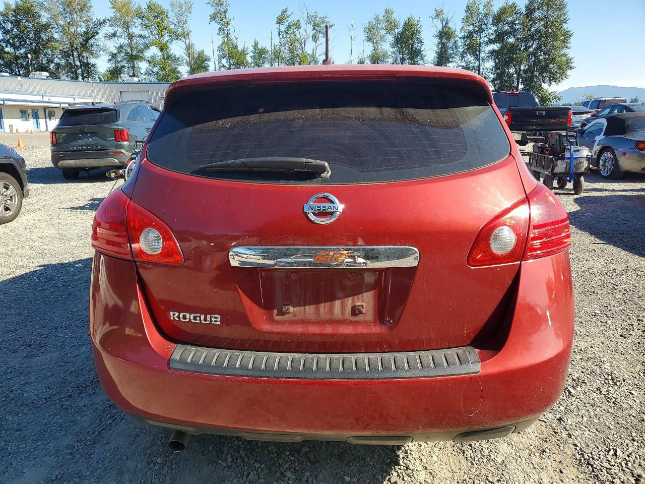 2013 Nissan Rogue S Red vin: JN8AS5MT5DW536398