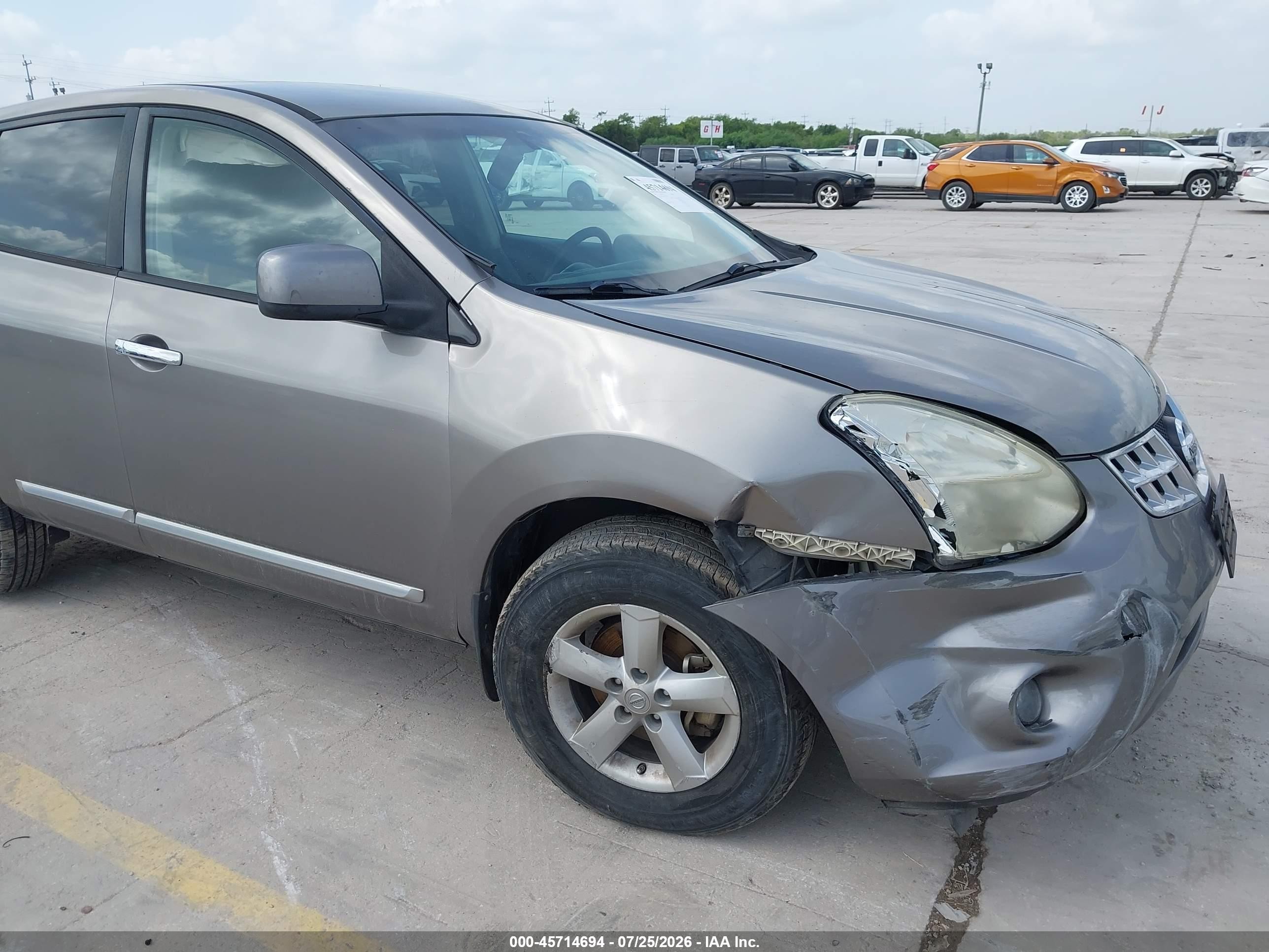 2013 Nissan Rogue S Серый vin: JN8AS5MT5DW549491