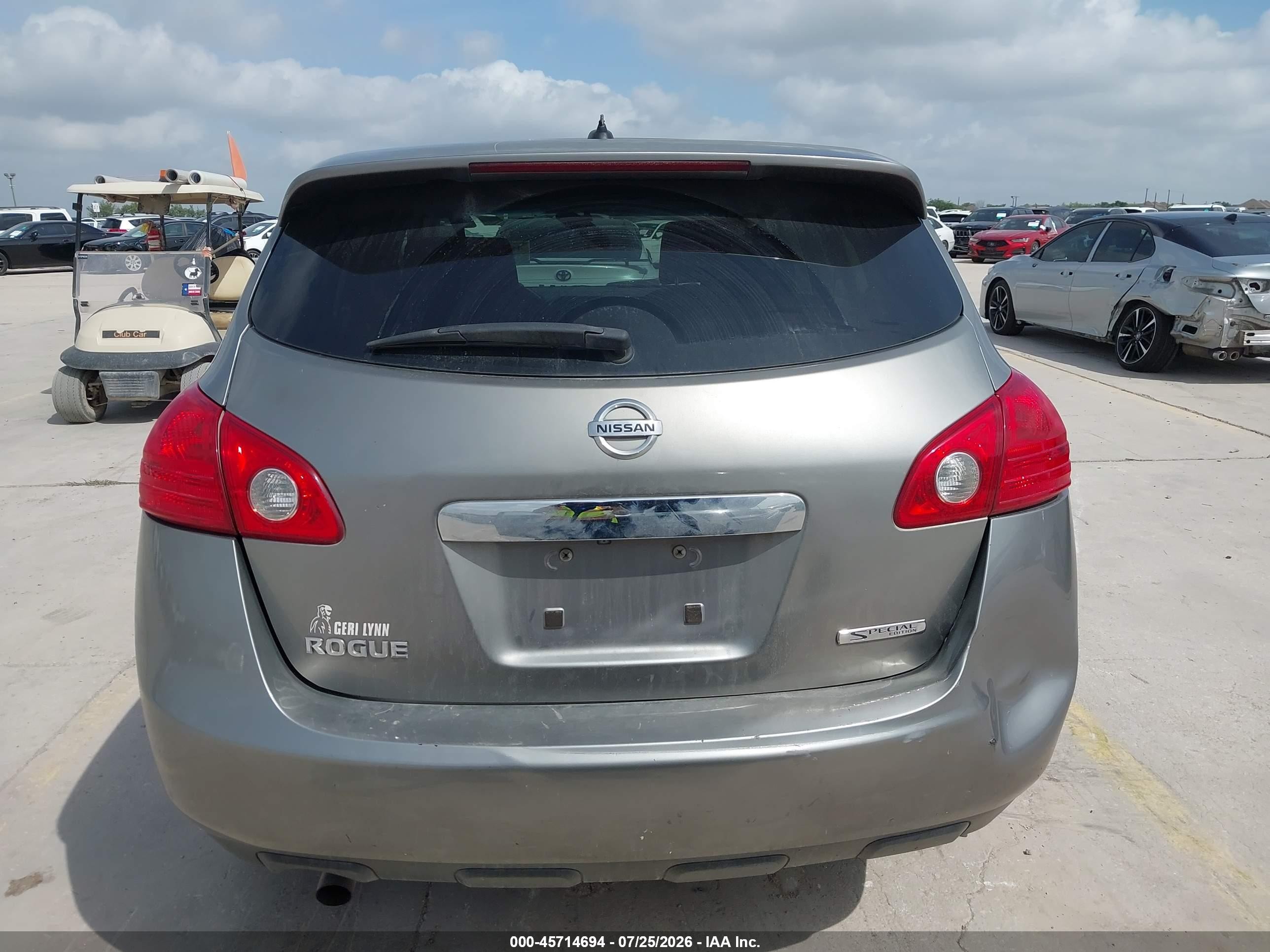 2013 Nissan Rogue S Серый vin: JN8AS5MT5DW549491