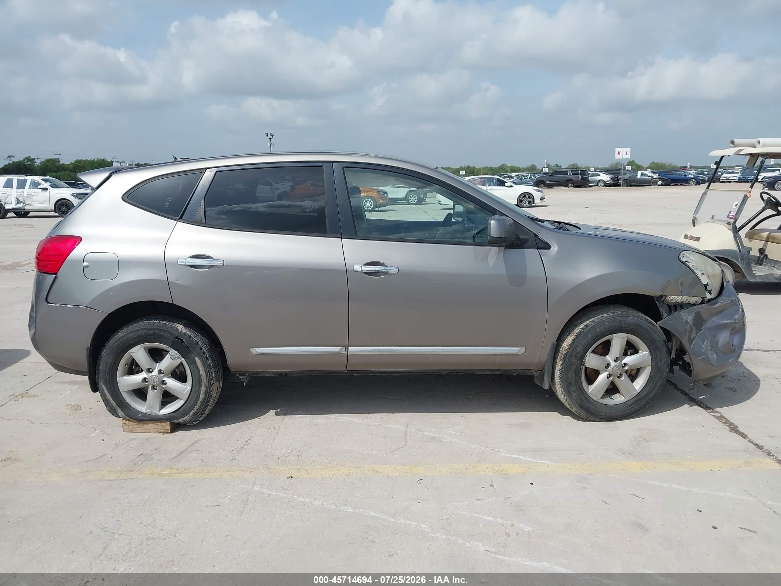 2013 Nissan Rogue S Серый vin: JN8AS5MT5DW549491