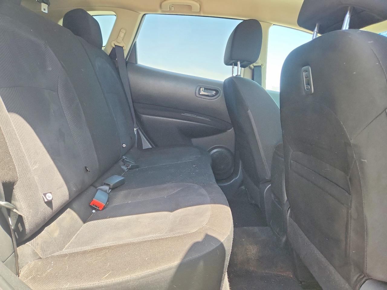 2013 Nissan Rogue S Silver vin: JN8AS5MT5DW549717