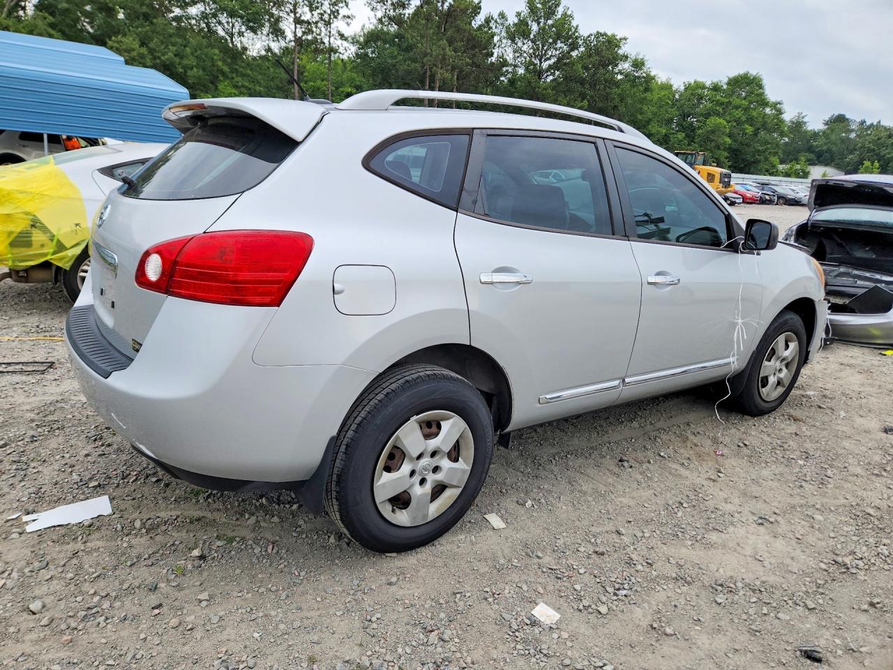 2014 Nissan Rogue Select S Silver vin: JN8AS5MT5EW601896