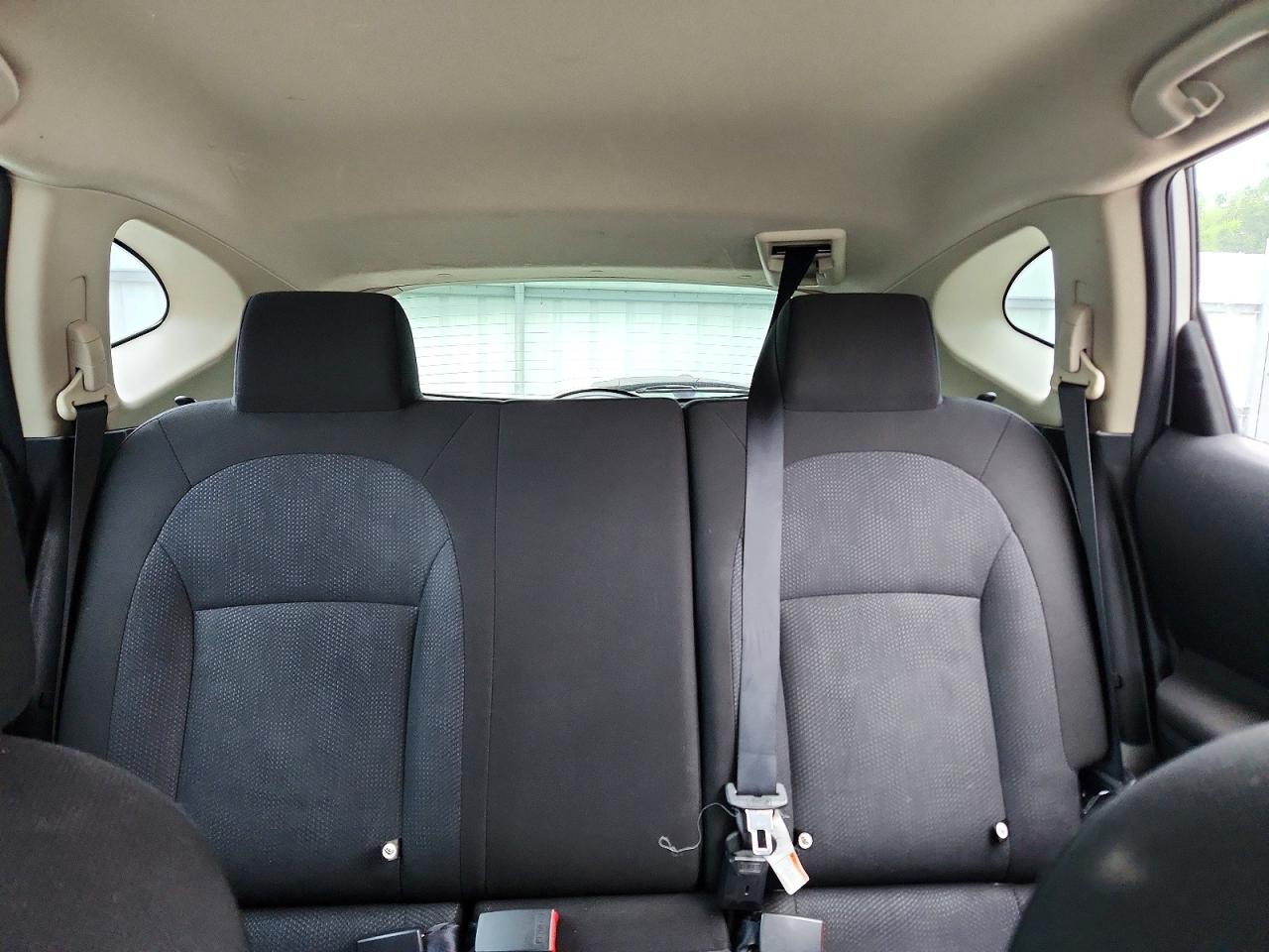 2014 Nissan Rogue Select S Silver vin: JN8AS5MT5EW601896