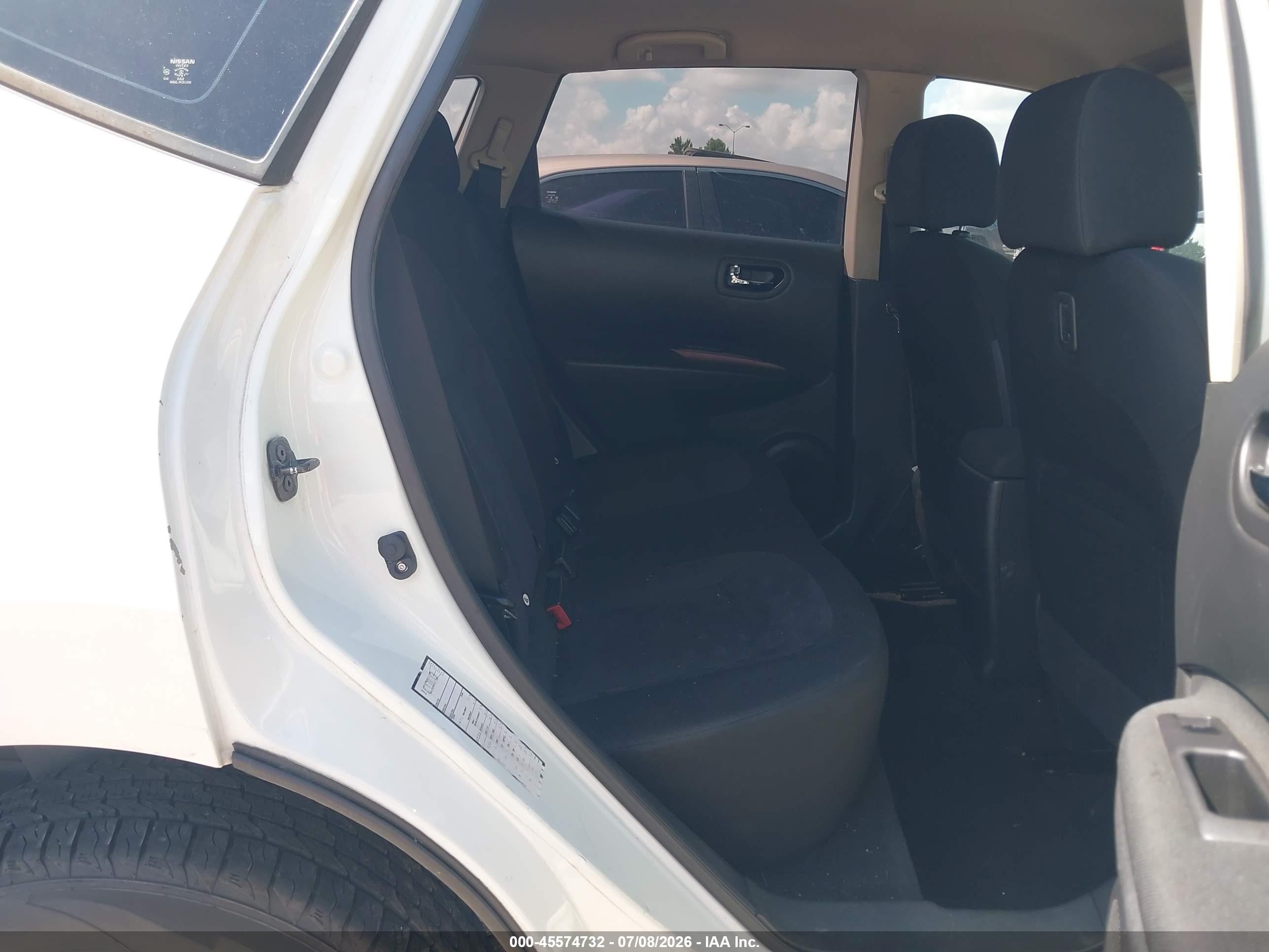 2014 Nissan Rogue Select S White vin: JN8AS5MT5EW618262