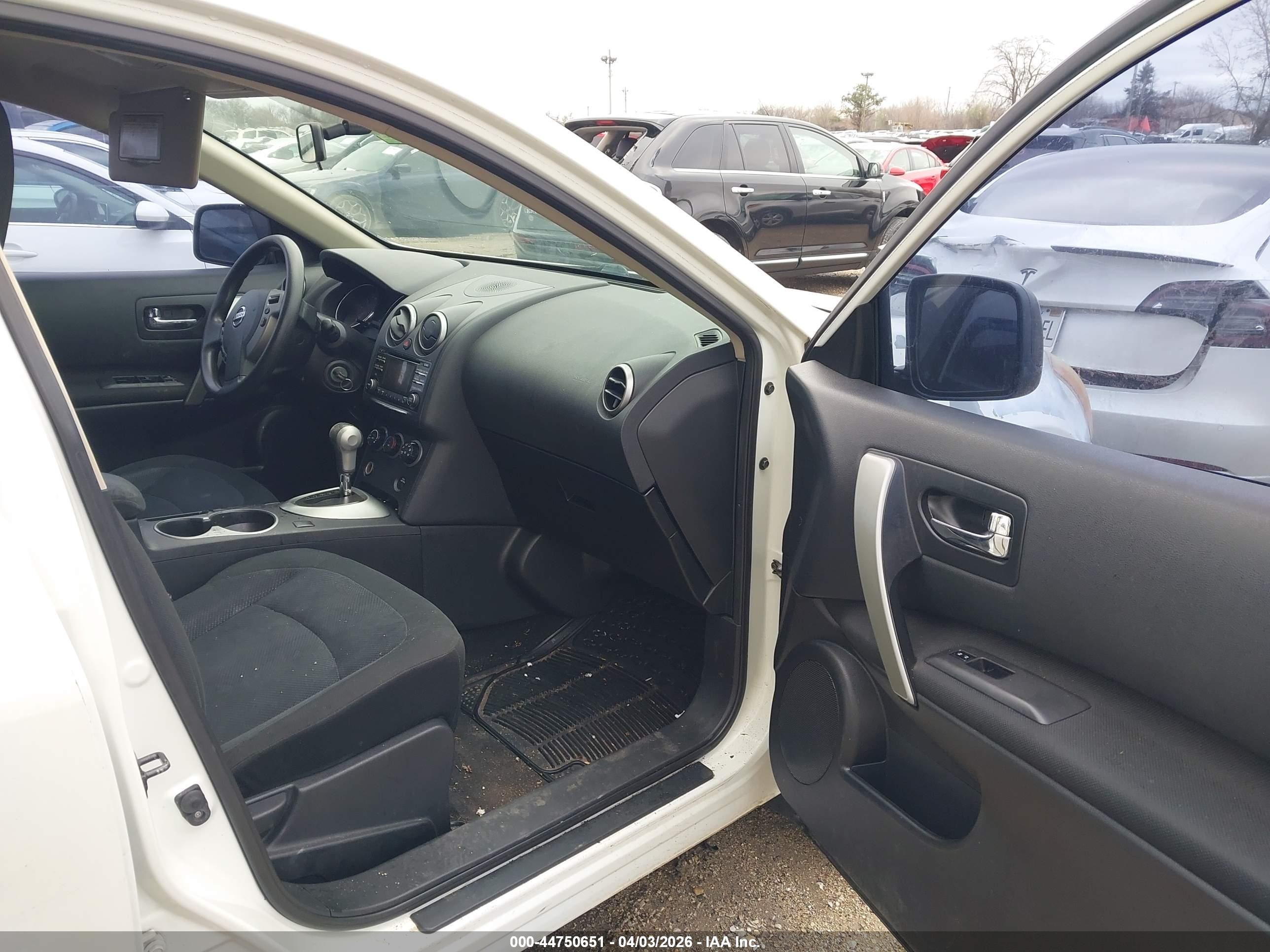 2014 Nissan Rogue Select S White vin: JN8AS5MT5EW621694