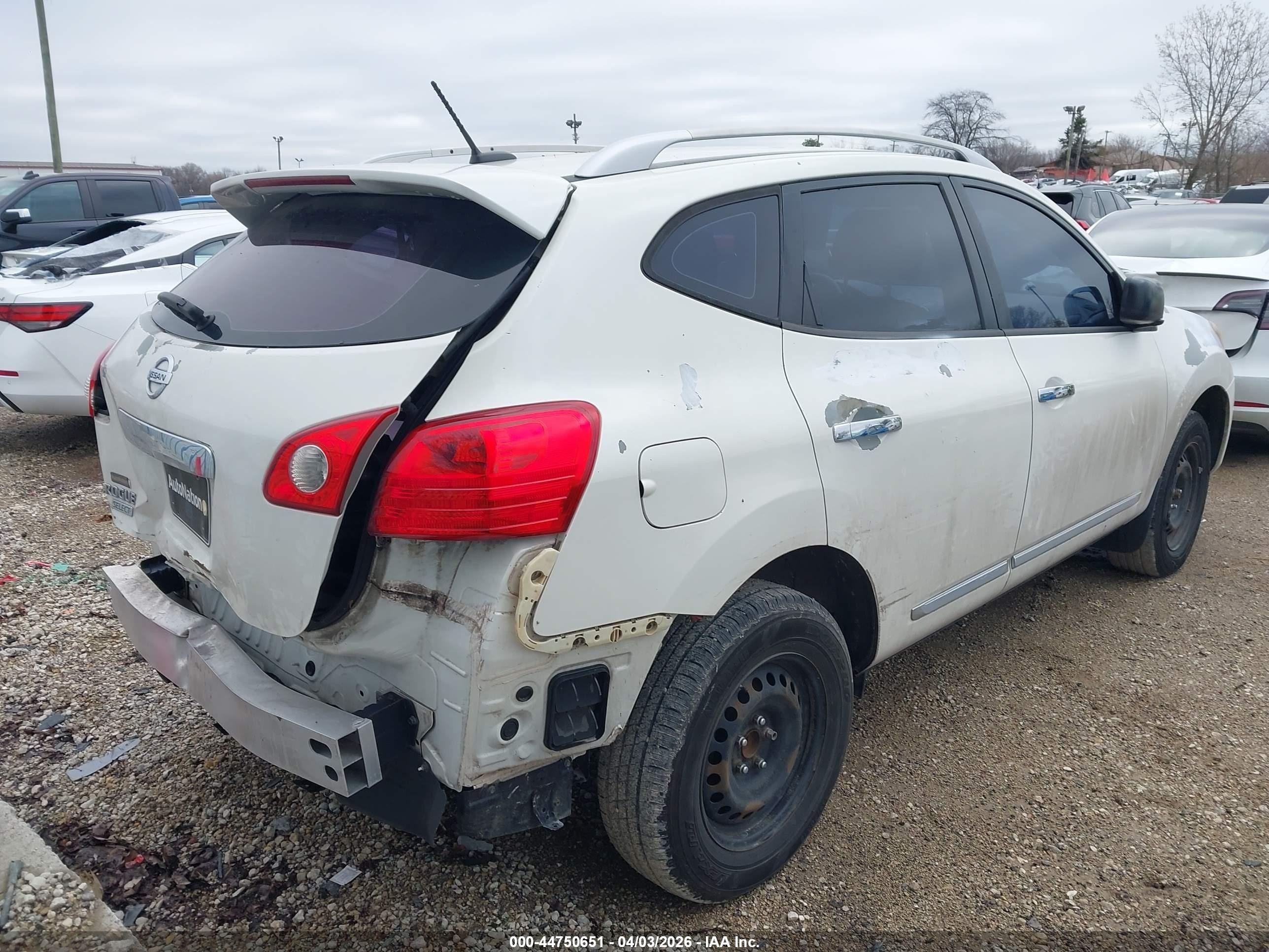 2014 Nissan Rogue Select S White vin: JN8AS5MT5EW621694