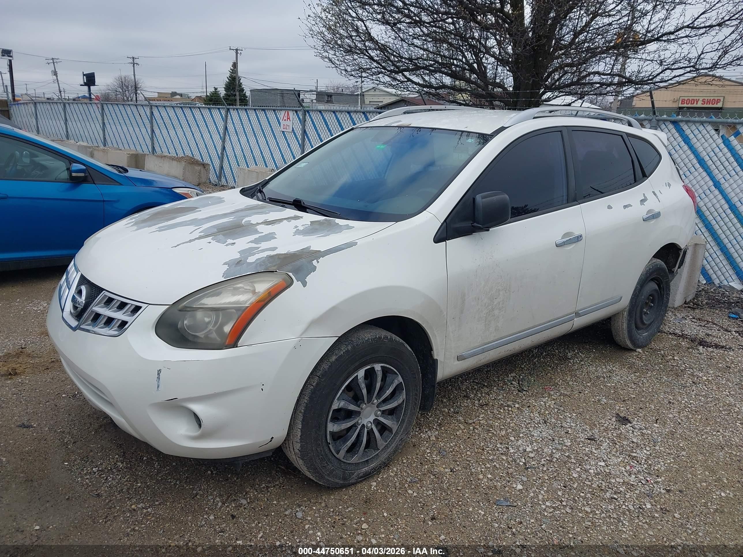 2014 Nissan Rogue Select S White vin: JN8AS5MT5EW621694