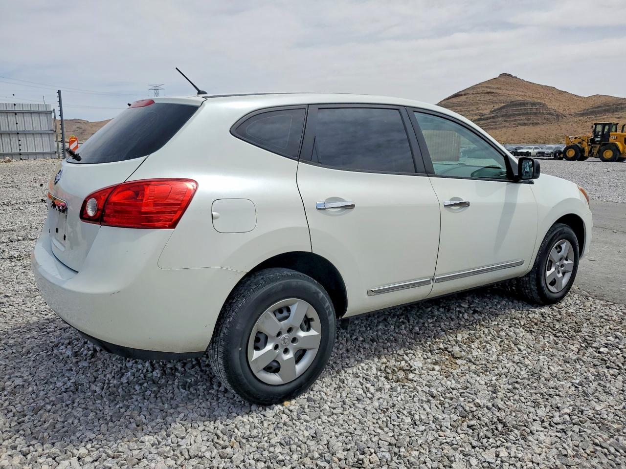 2015 Nissan Rogue Select S White vin: JN8AS5MT5FW163818