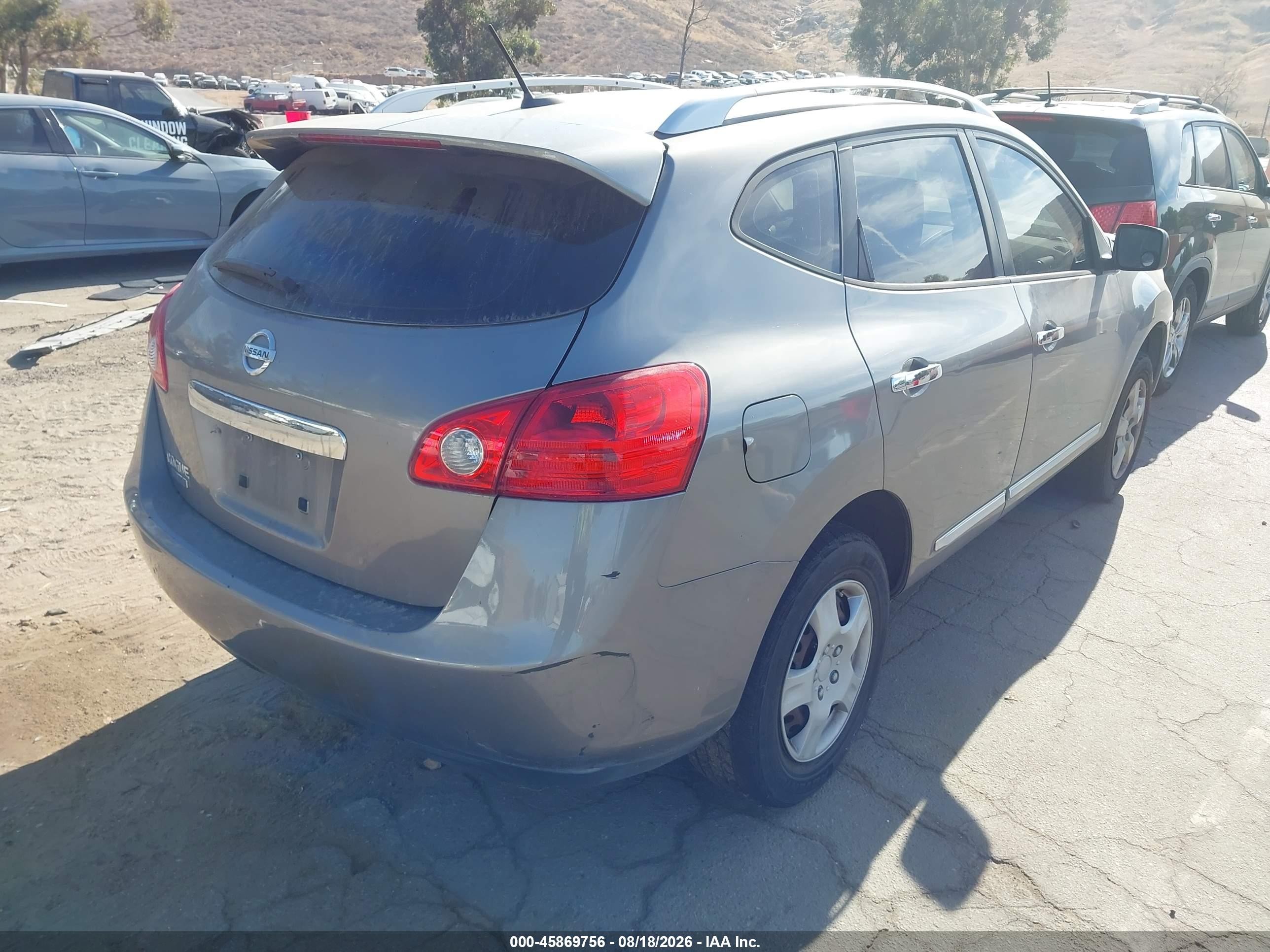 2015 Nissan Rogue Select S Серый vin: JN8AS5MT5FW661193