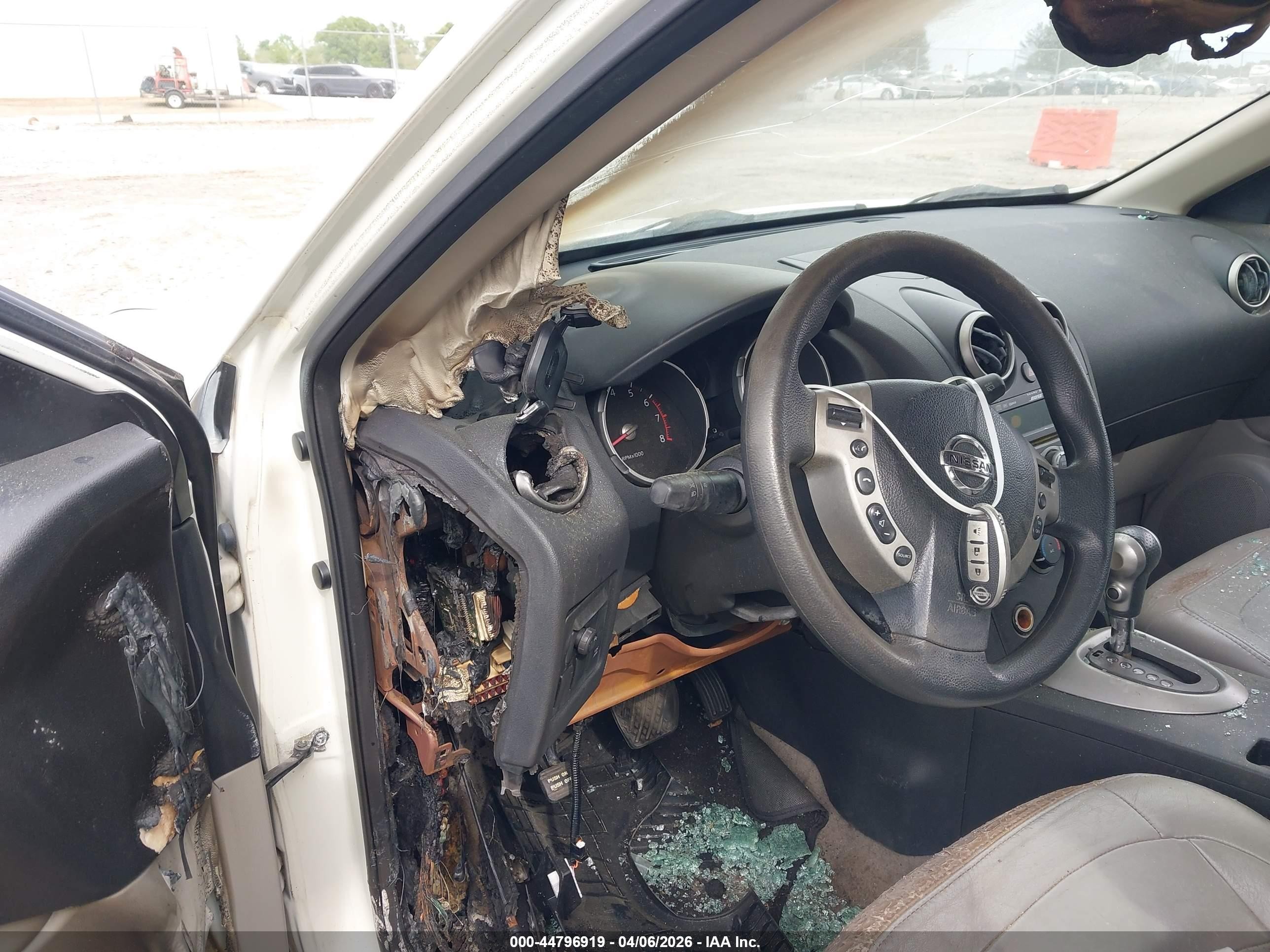 2010 Nissan Rogue Sl Белый vin: JN8AS5MT6AW010471