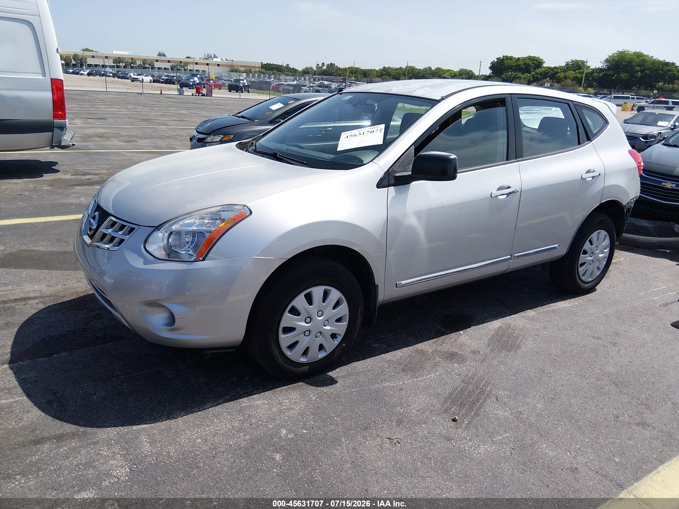 2011 Nissan Rogue S Серебряный vin: JN8AS5MT6BW157987