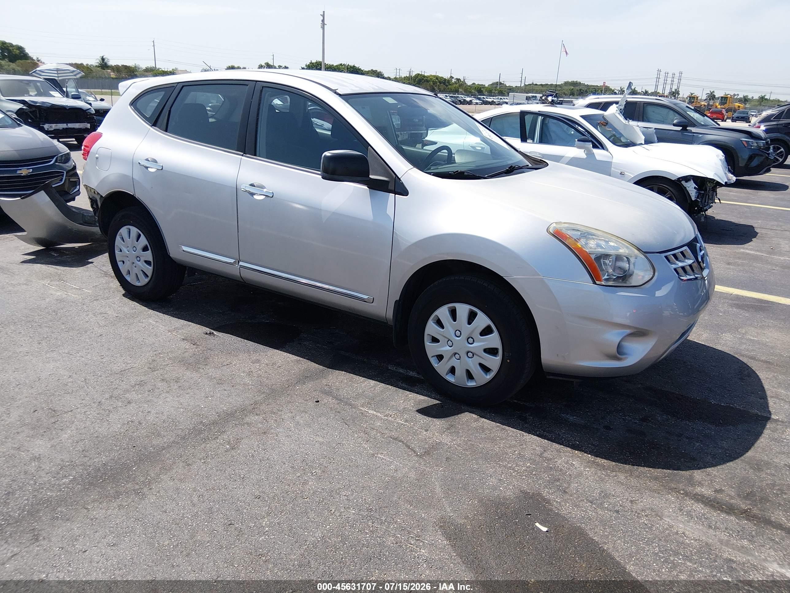 2011 Nissan Rogue S Серебряный vin: JN8AS5MT6BW157987