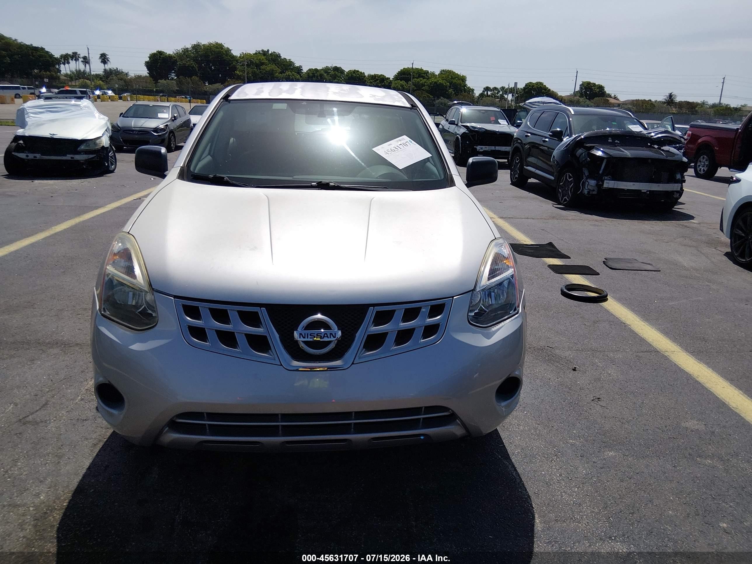 2011 Nissan Rogue S Серебряный vin: JN8AS5MT6BW157987