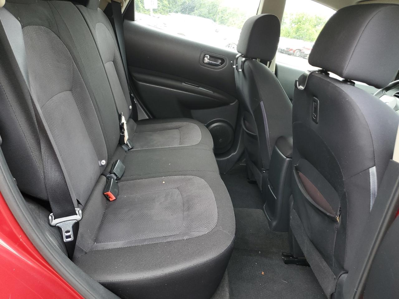2011 Nissan Rogue S Red vin: JN8AS5MT6BW187362
