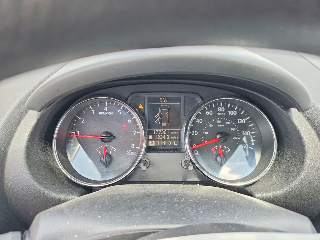 2011 Nissan Rogue S/sv/krom Silver vin: JN8AS5MT6BW574557