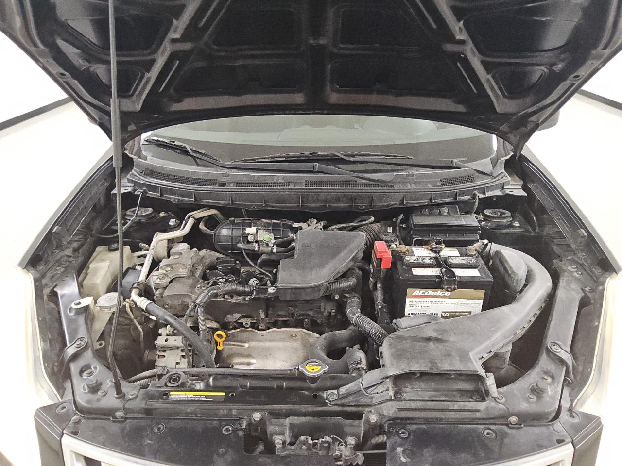 2012 Nissan Rogue S Черный vin: JN8AS5MT6CW250588 Damage: Air Compressor, Cracked, Replacement Required