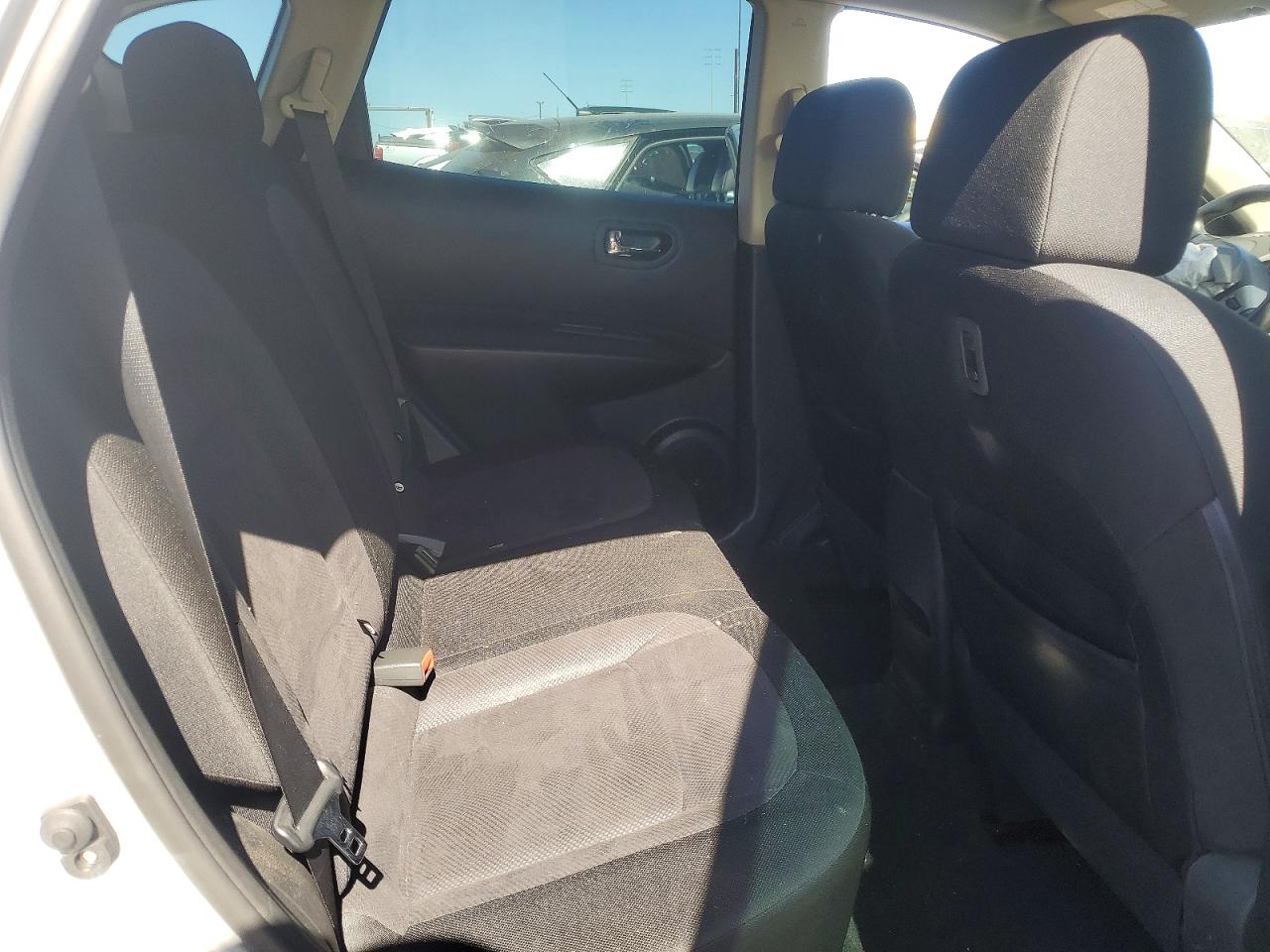 2012 Nissan Rogue S Silver vin: JN8AS5MT6CW303385