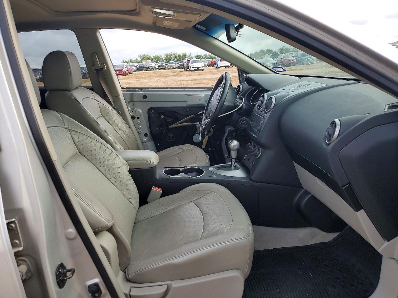 2013 Nissan Rogue S Silver vin: JN8AS5MT6DW006893