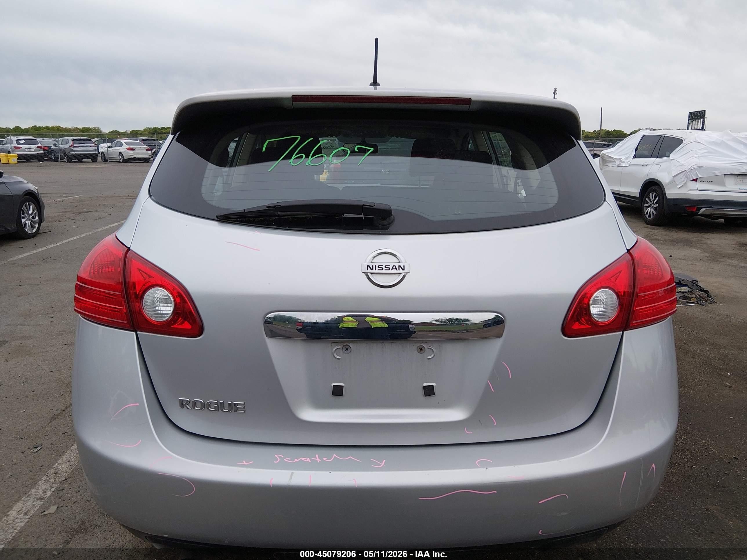 2013 Nissan Rogue S Silver vin: JN8AS5MT6DW018798
