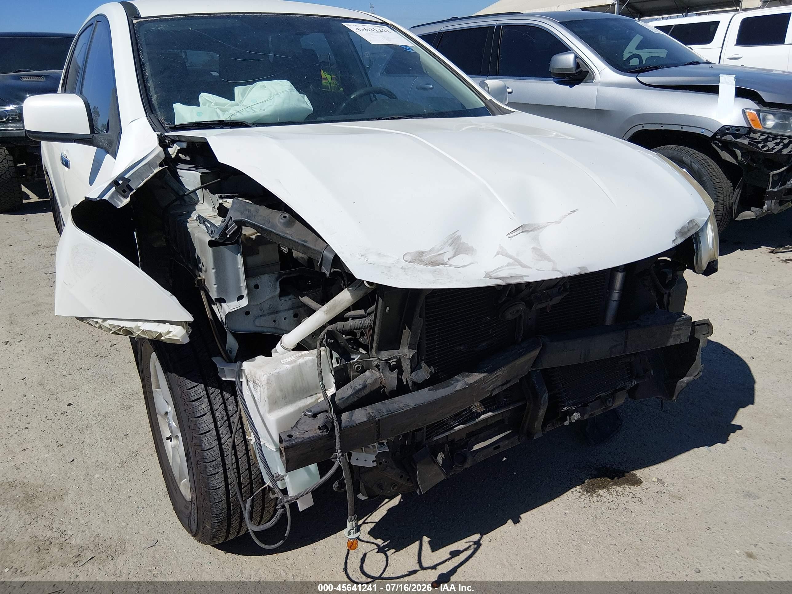 2013 Nissan Rogue S White vin: JN8AS5MT6DW508996
