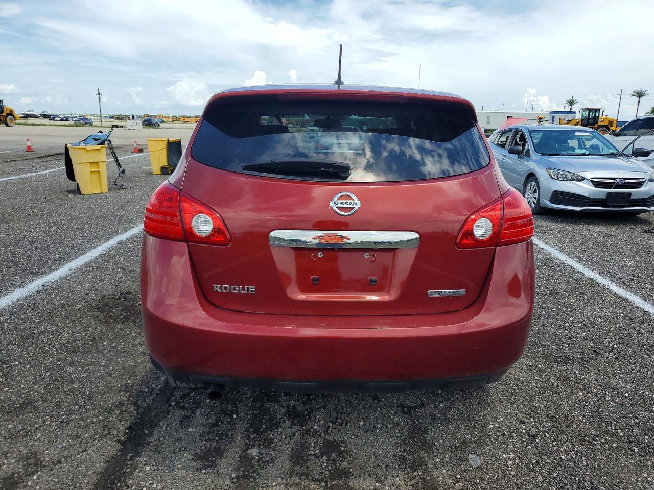 2013 Nissan Rogue S Burgundy vin: JN8AS5MT6DW536507