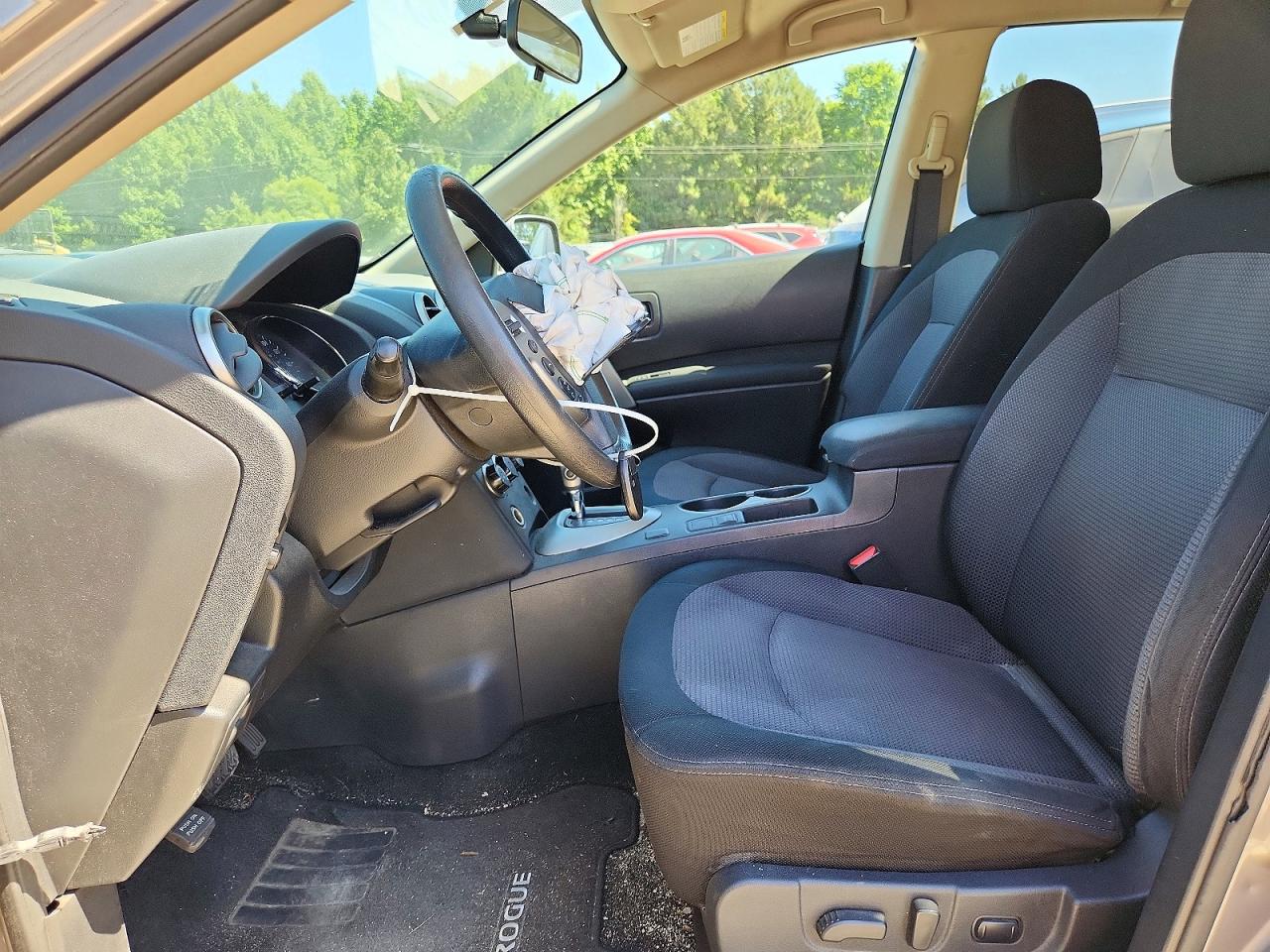 2013 Nissan Rogue S Silver vin: JN8AS5MT6DW545188